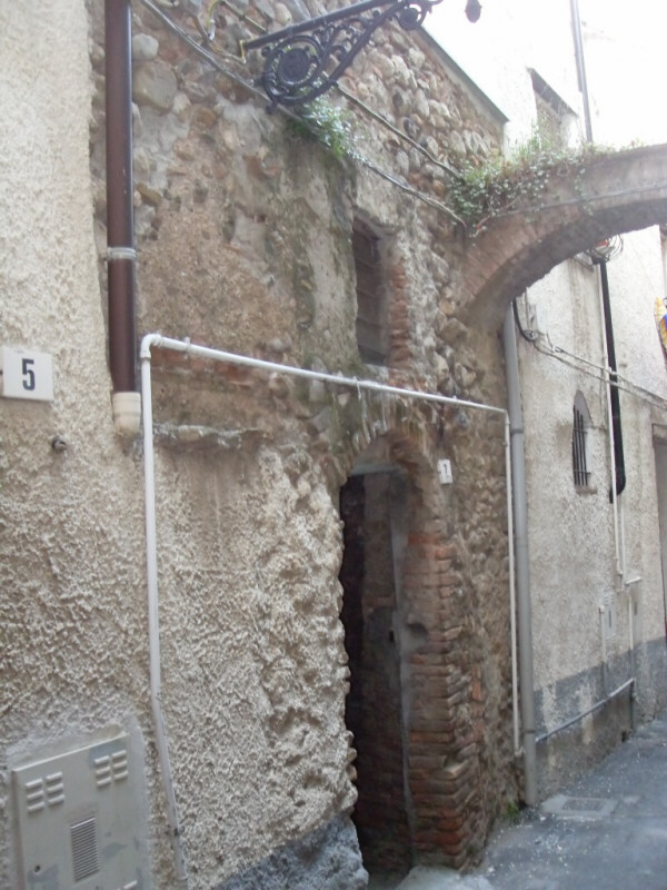 Magazzino in Loc. Bastia