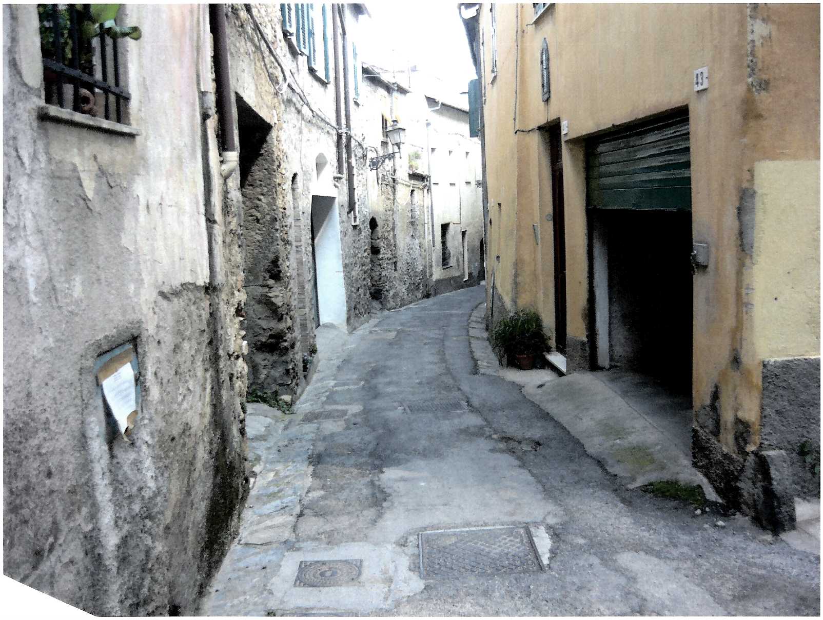 Piazze e strade pubbliche in frazione Lusignano