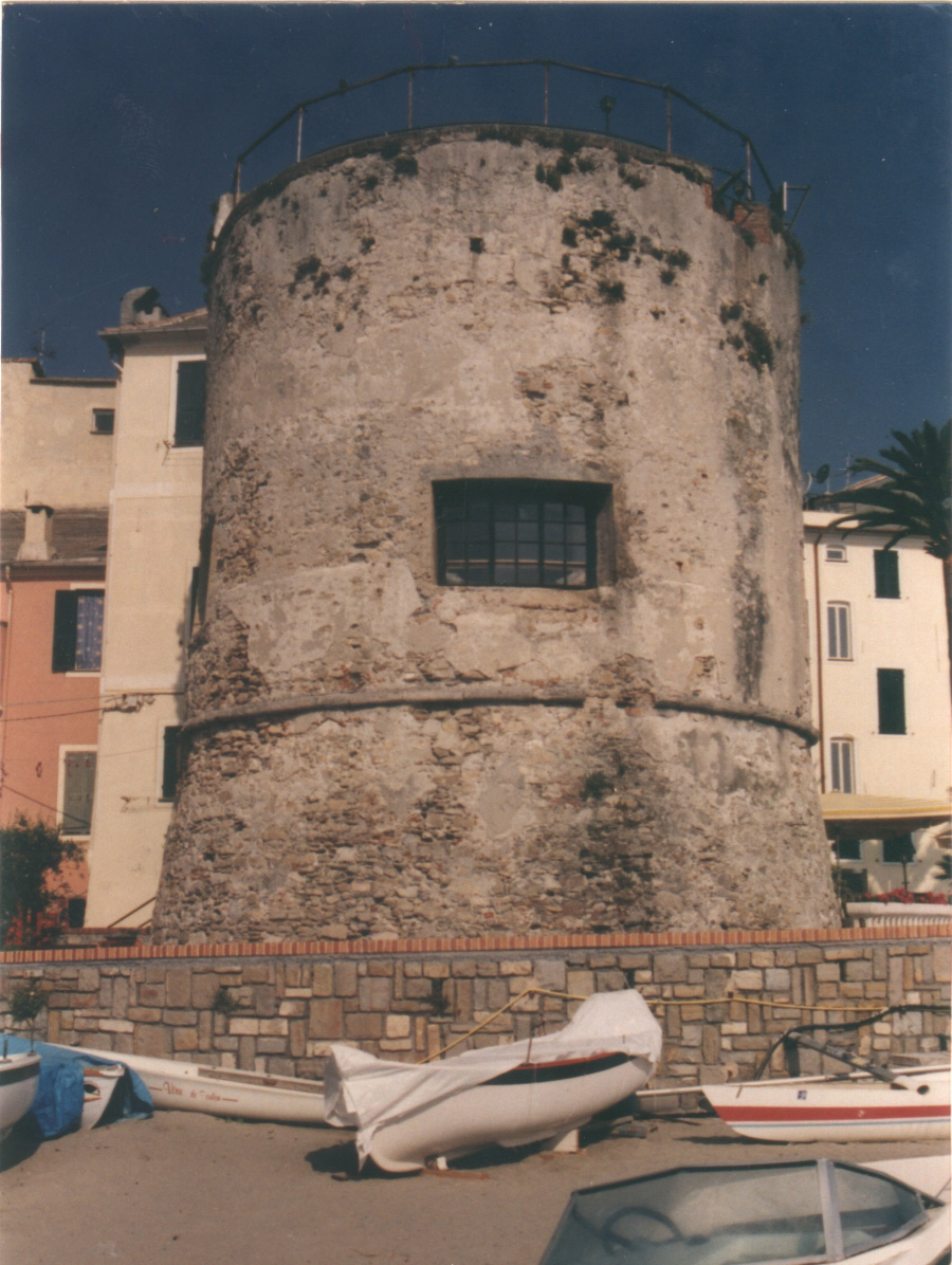 Torrione difensivo