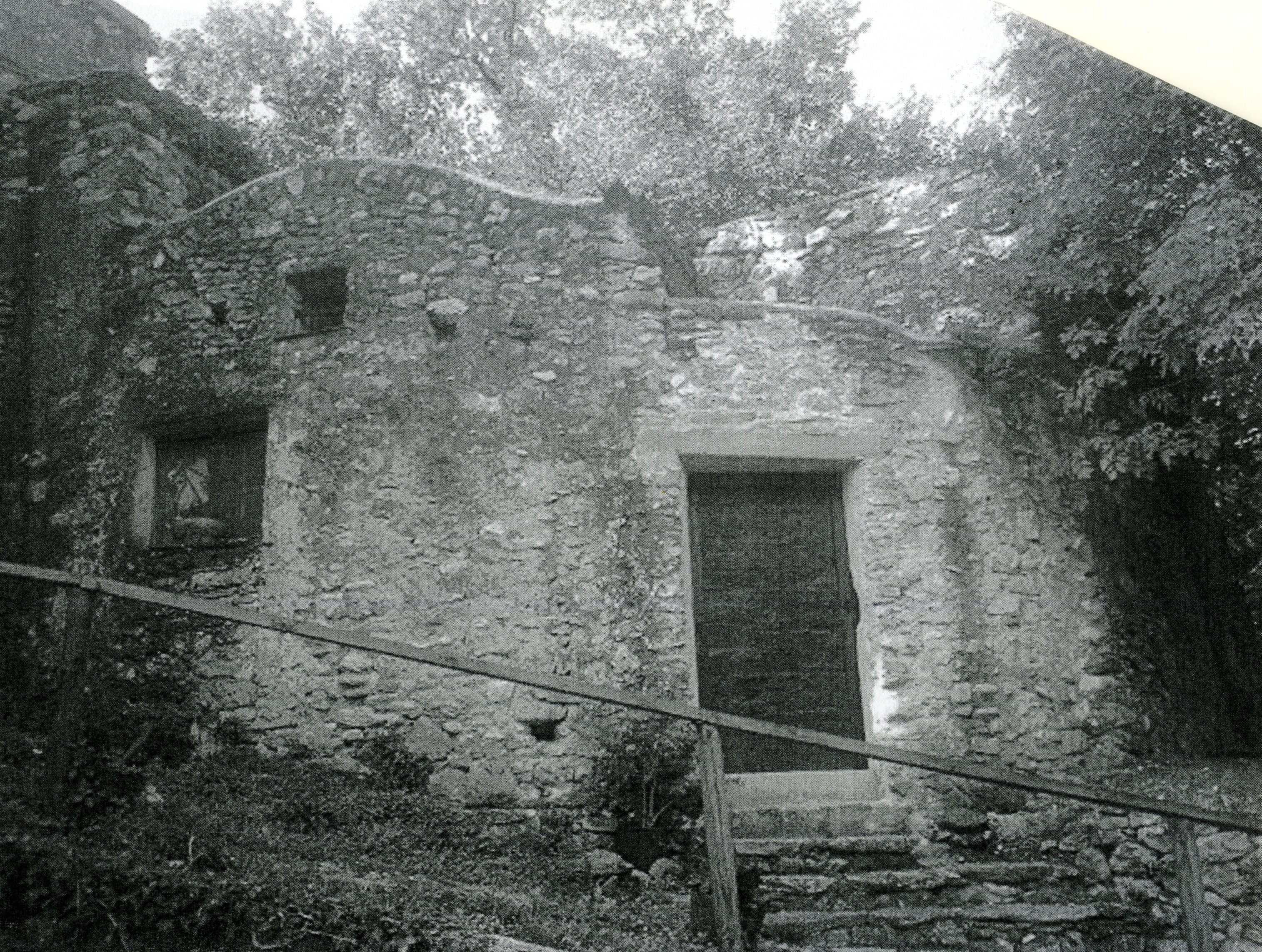 Antico Molino con giardino e pertinenze in Borgata Molini