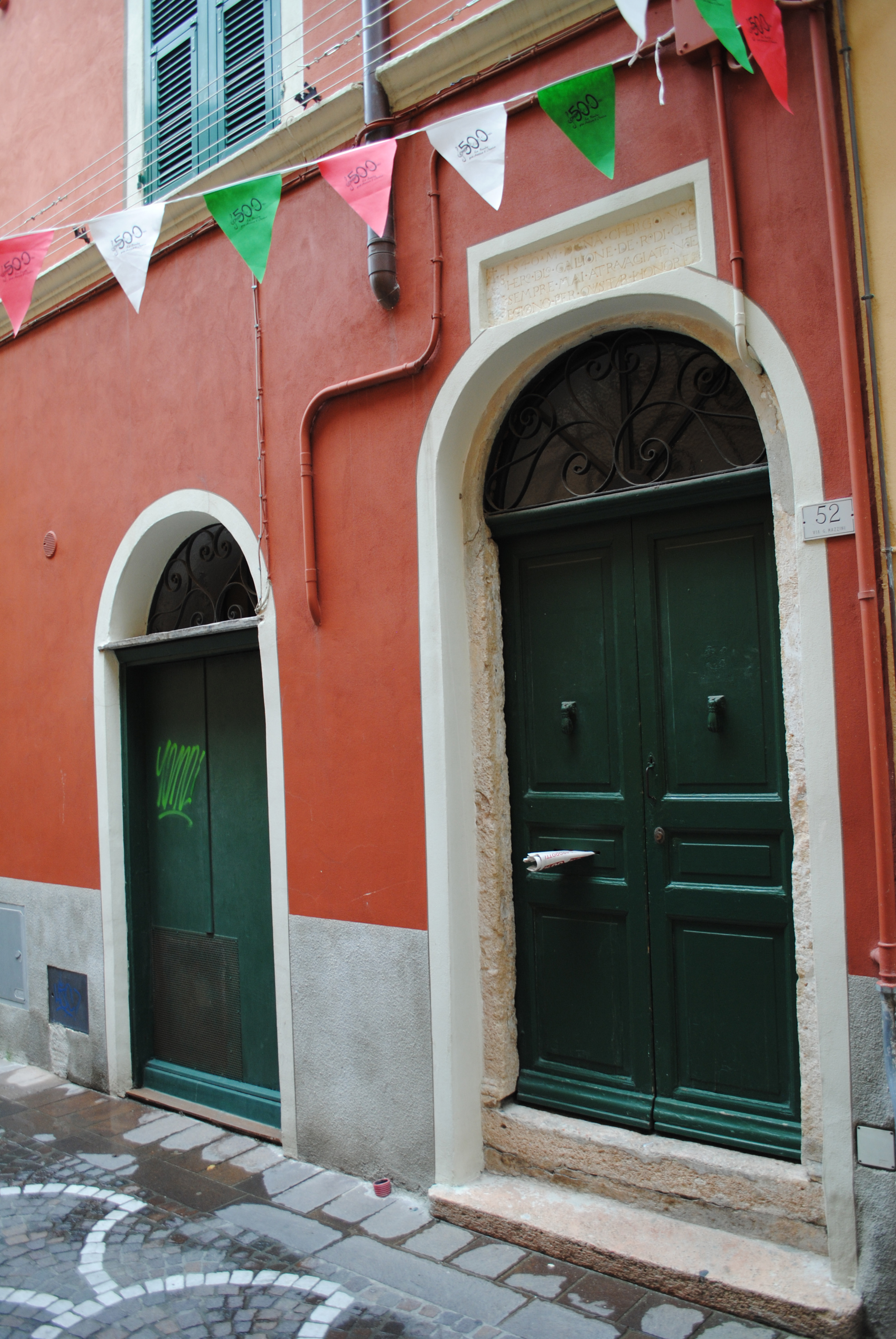 [Casa medioevale in Via Giuseppe Mazzini, 52]