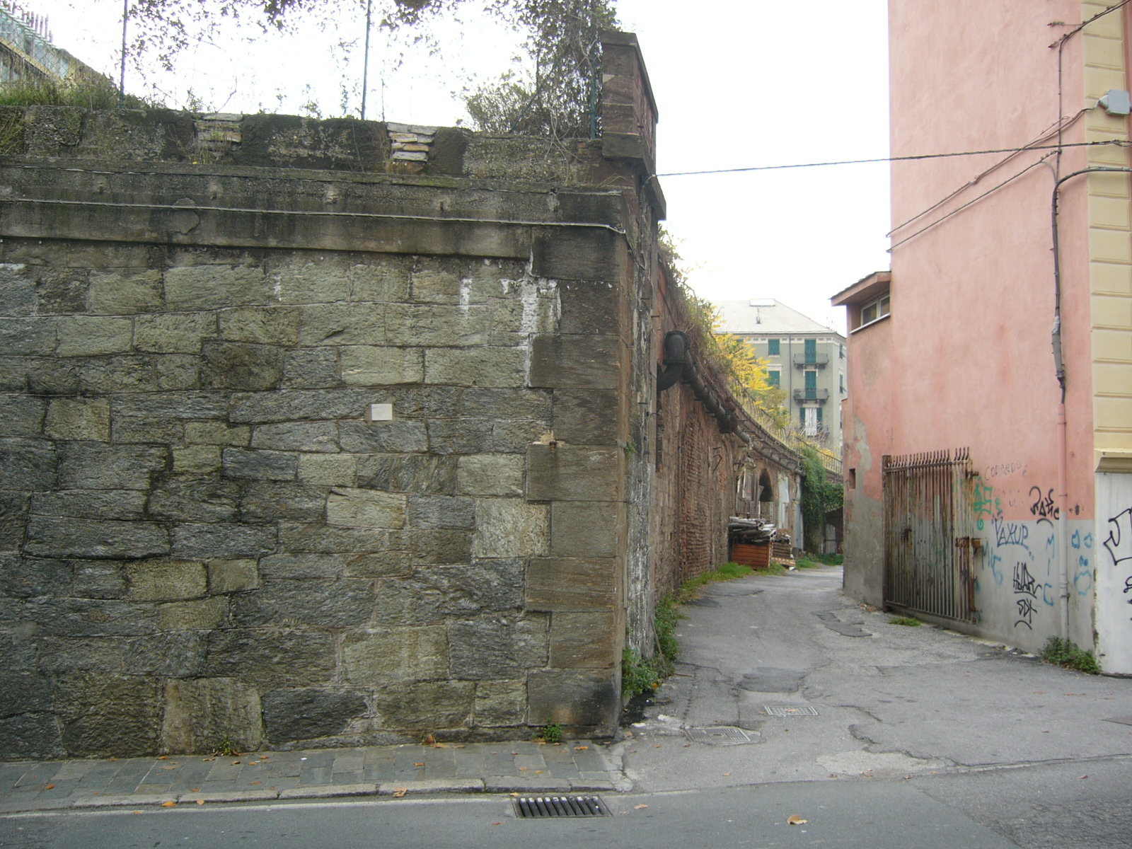 Tratto dell'ex linea ferroviaria