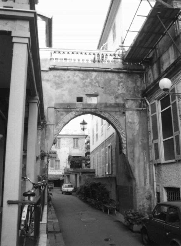 Porta del Borghetto