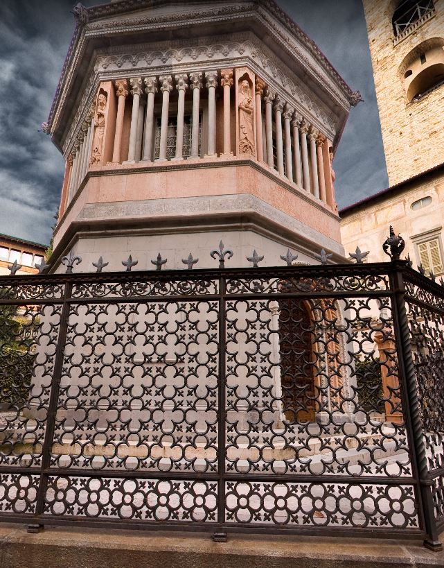 Battistero adiacente alla Cappella Colleoni