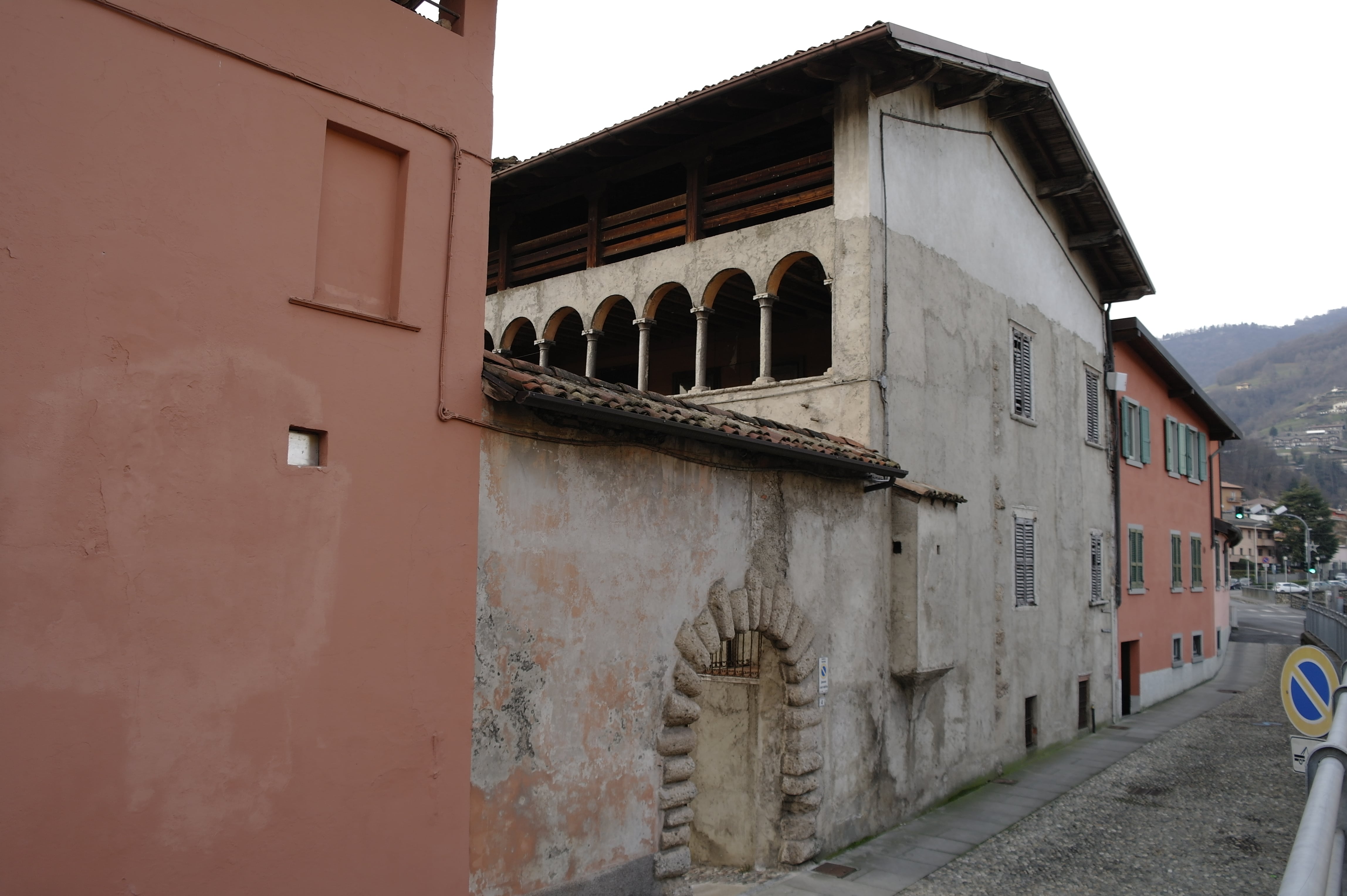 Casa di abitazione
