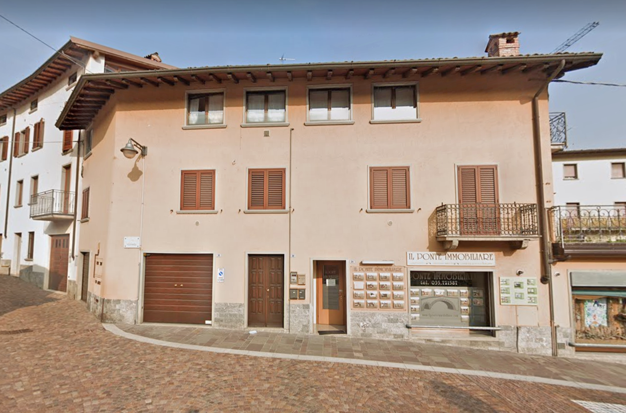 Edificio paleoindustriale in via Lorenzoni