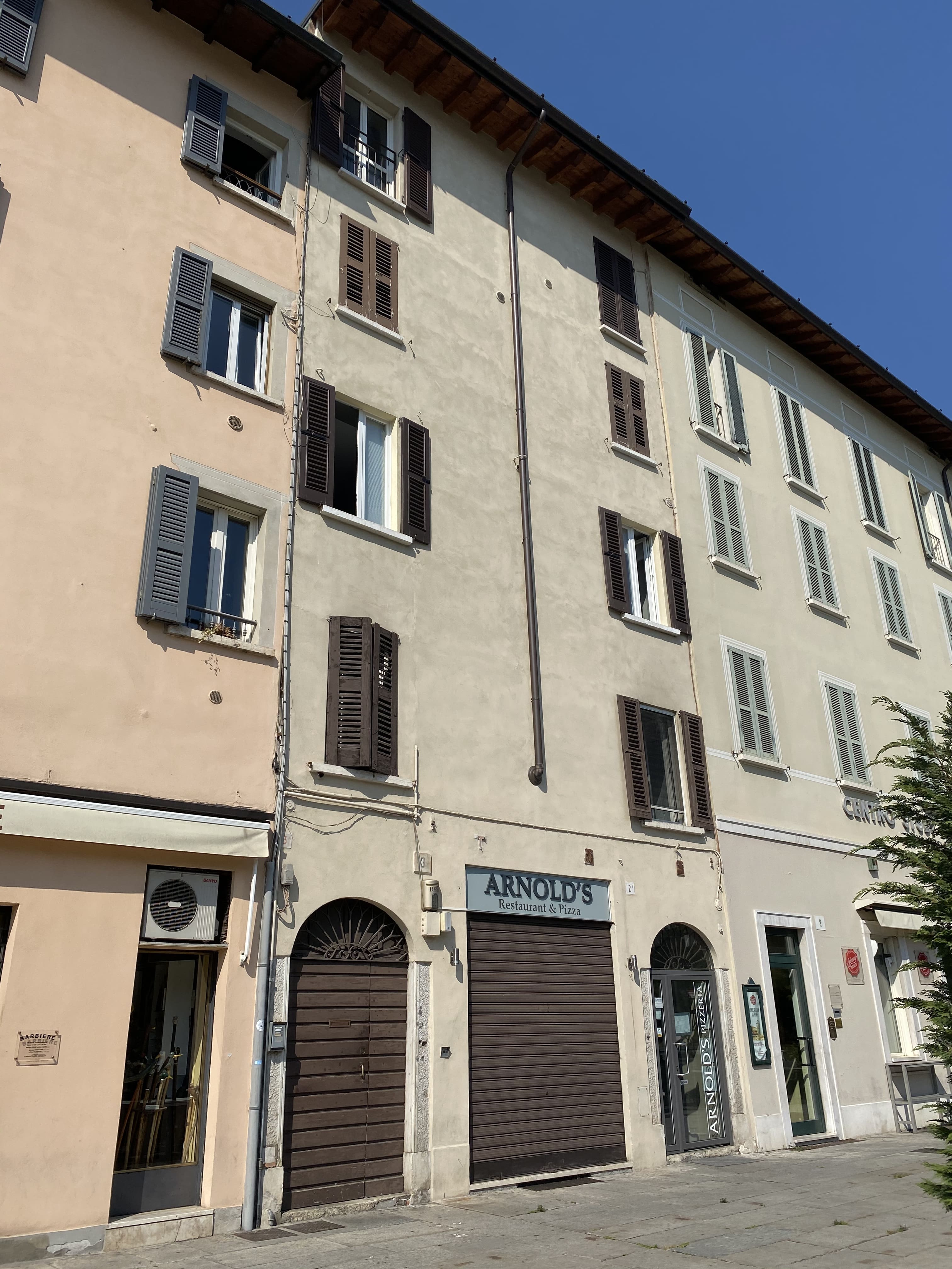Casa in Piazzale Arnaldo, 2/A
