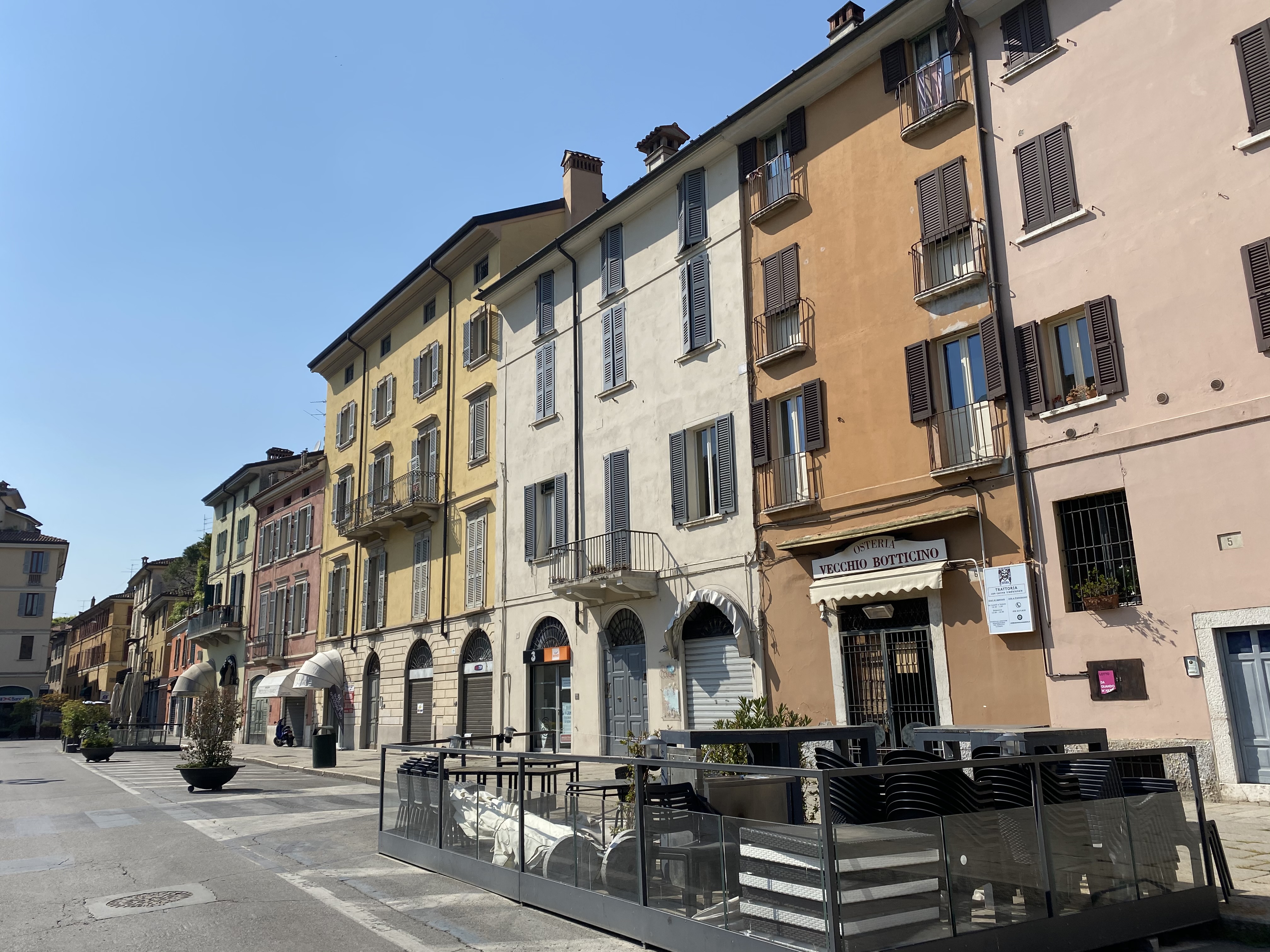 Casa in Piazzale Arnaldo, 7
