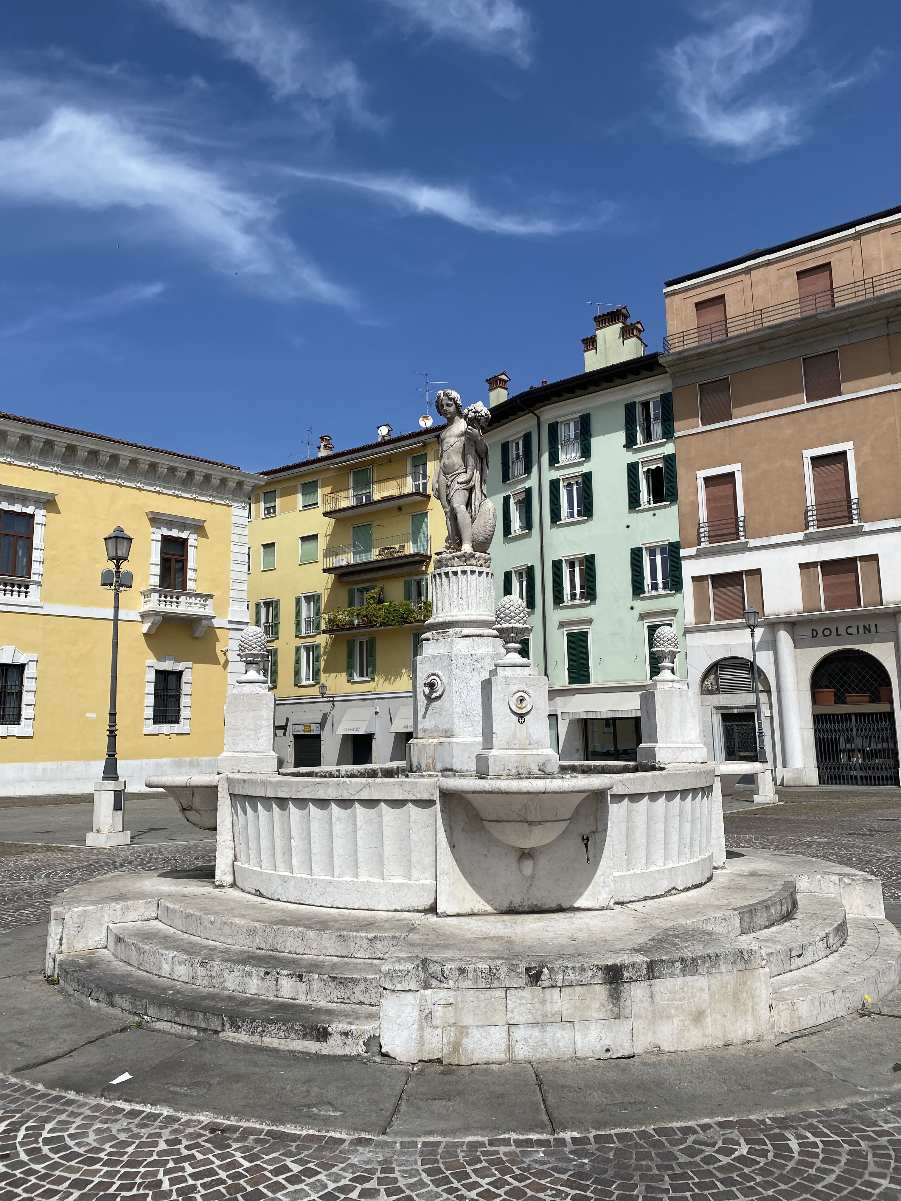 Fontana di Piazza del Mercato