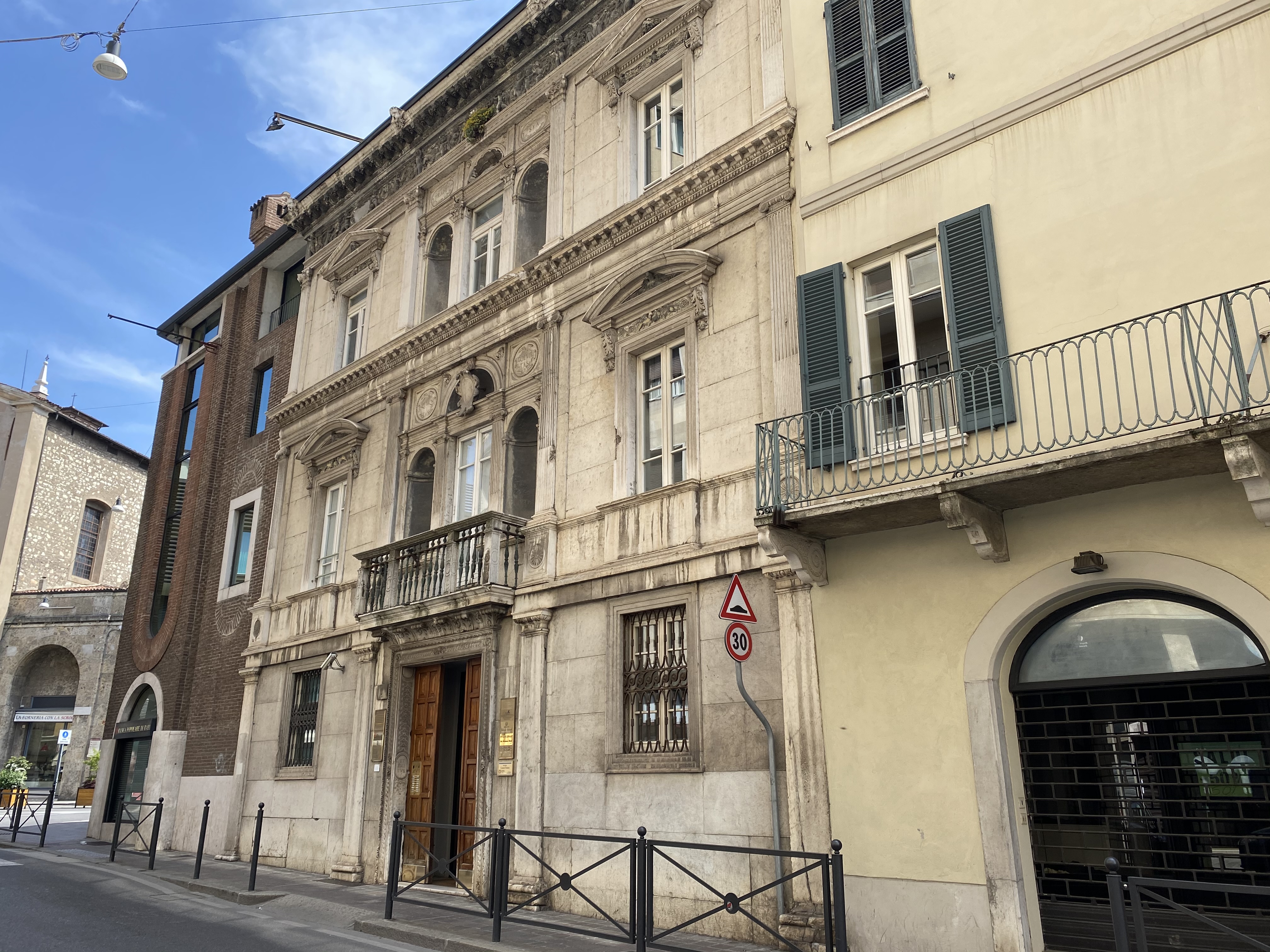 Palazzo Dolzani- Masperi