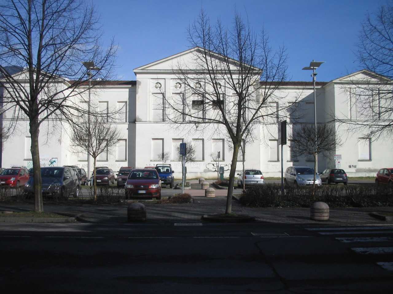 Ex Scuole elementari ai caduti di Pisogne