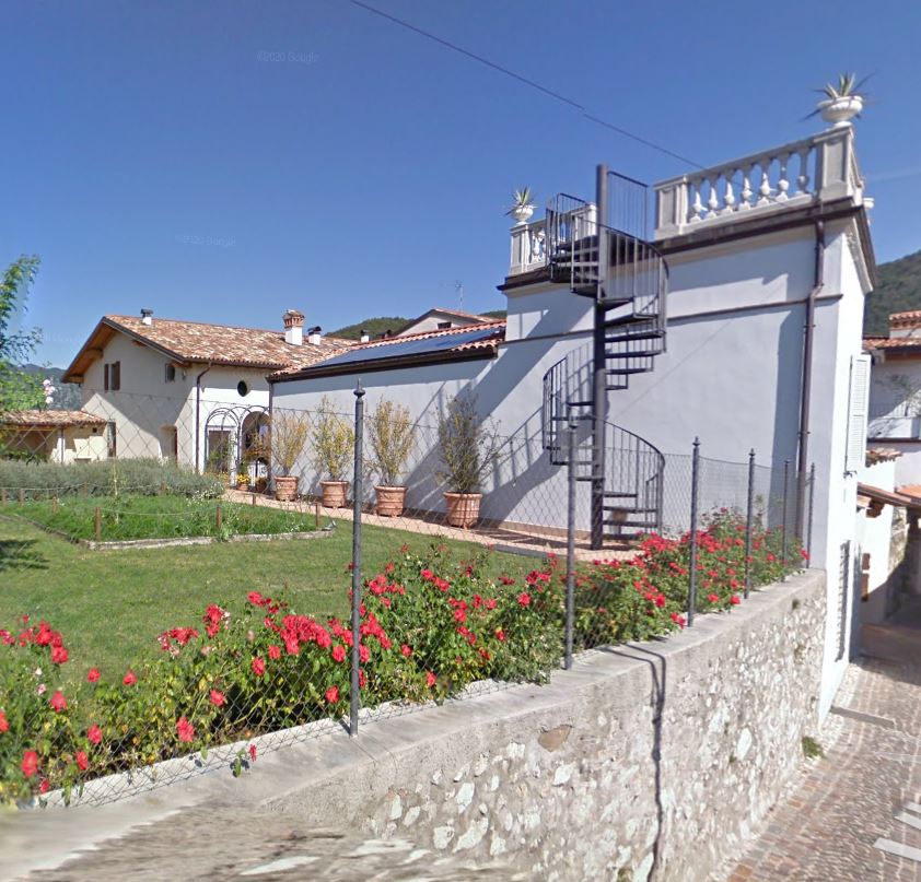 Edificio residenziale in via Ligasacchi, 2
