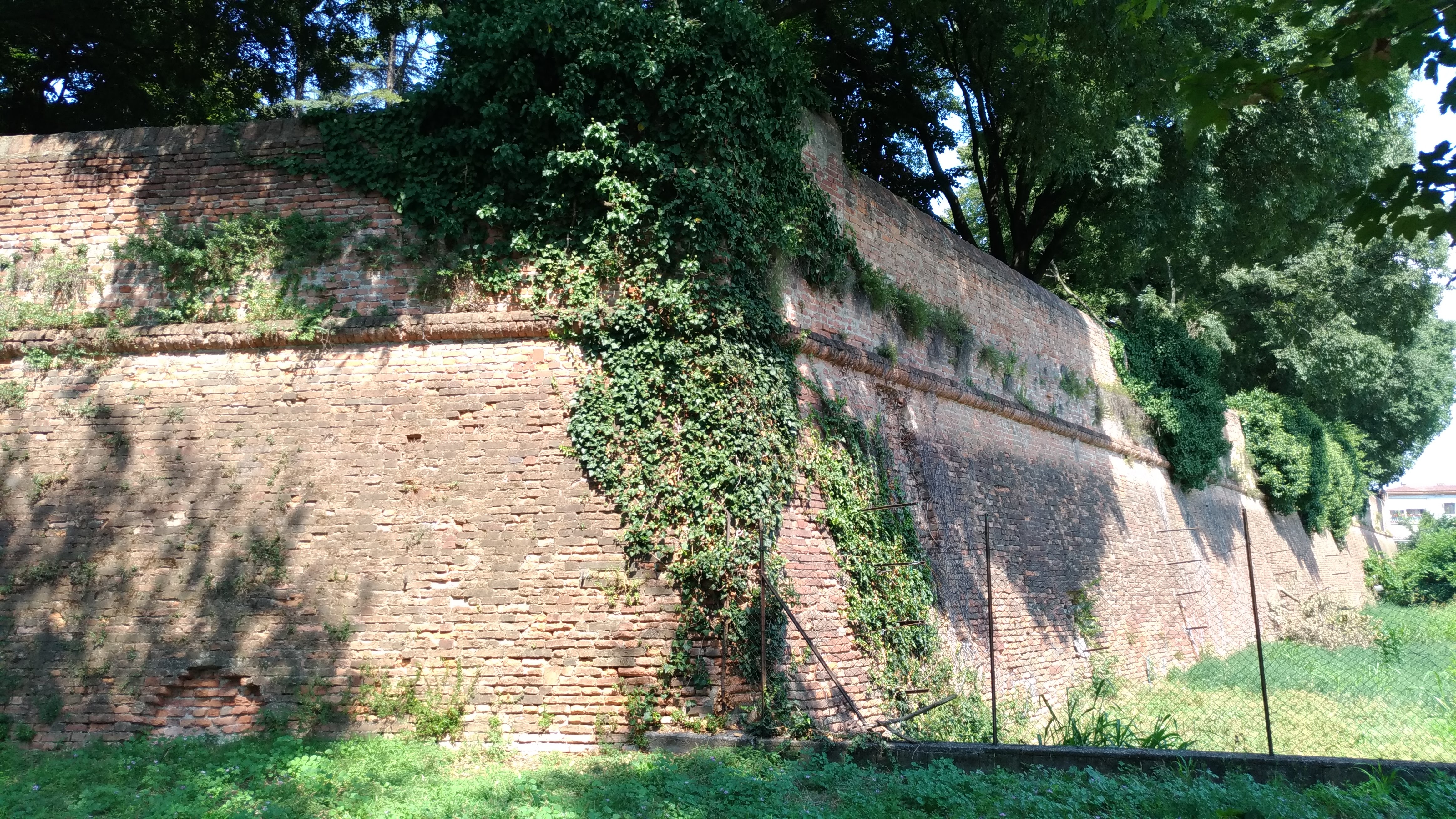 Antiche mura cittadine