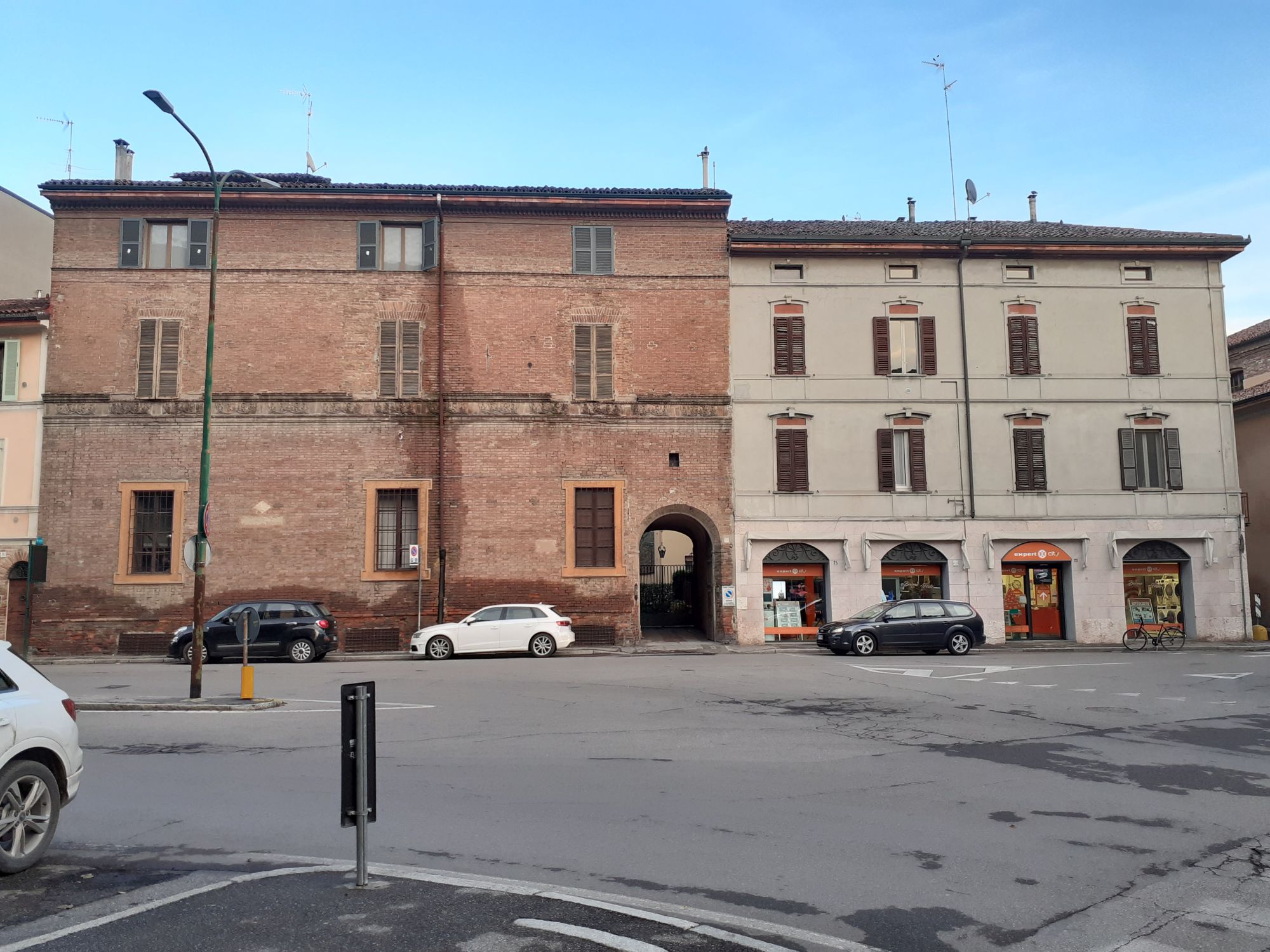 Casa del Pesce poi Podestà