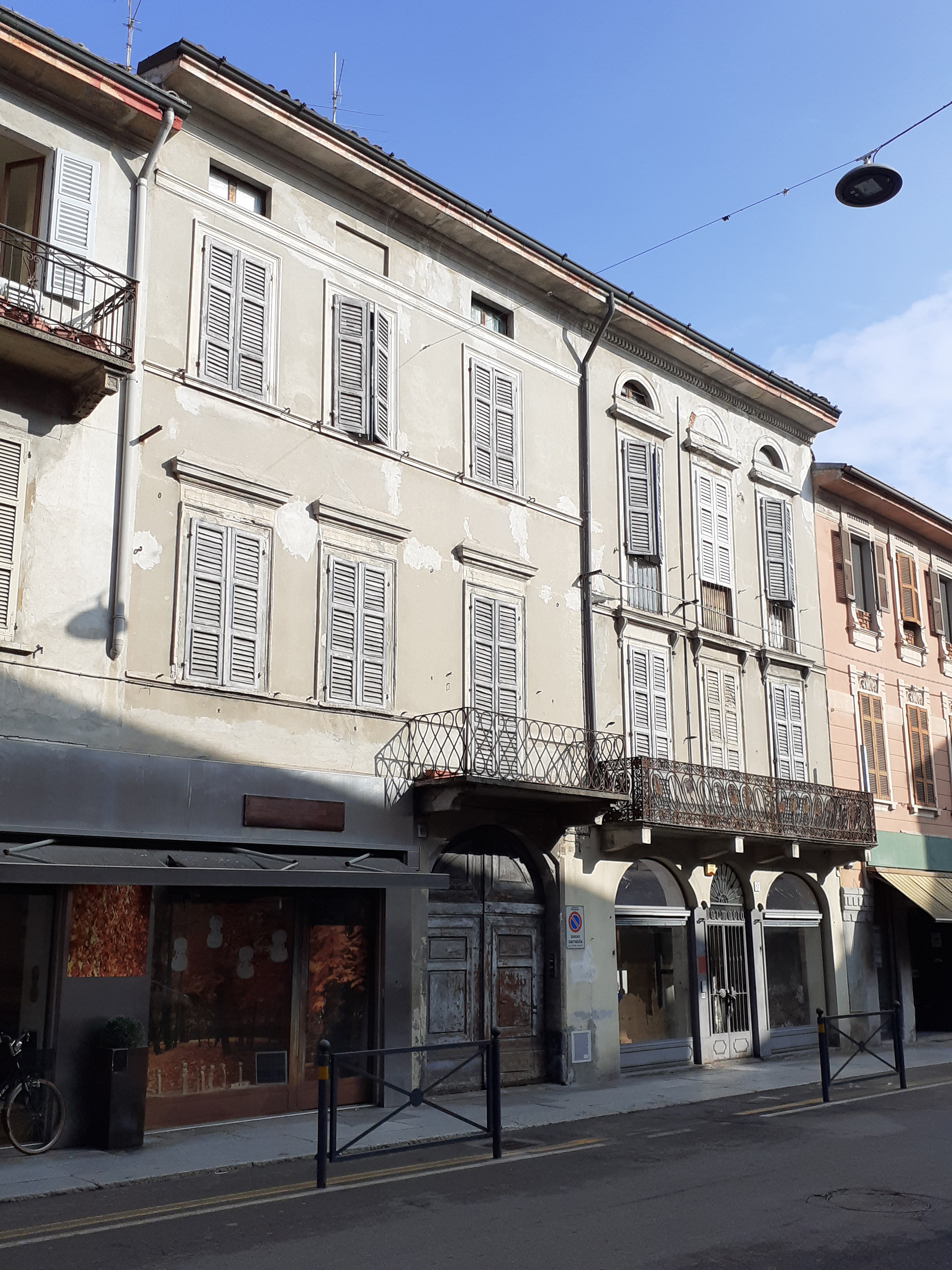 [Palazzo in corso Garibaldi 89, 91]