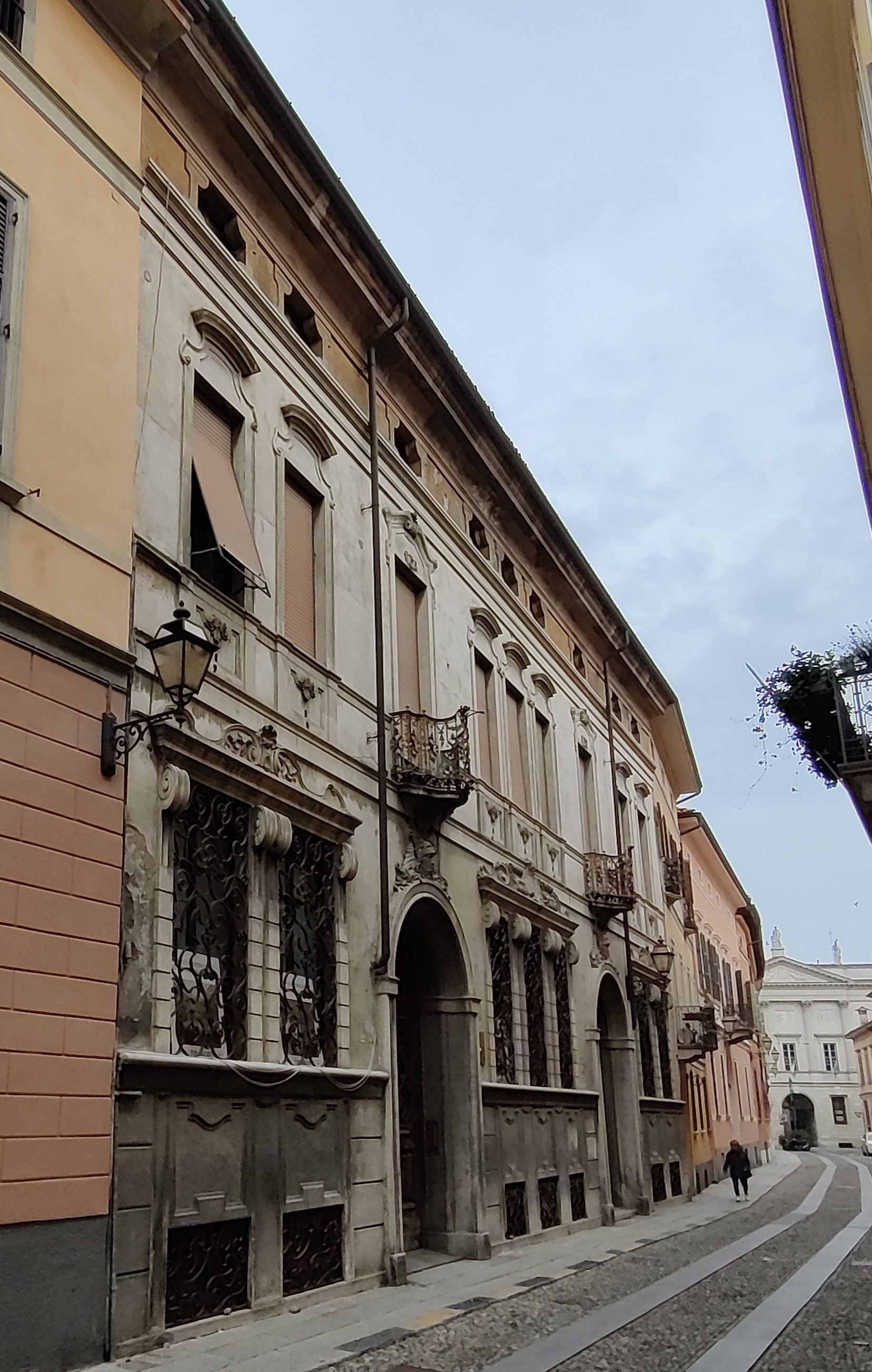 [Palazzo in via Eugenio Beltrami, 18]