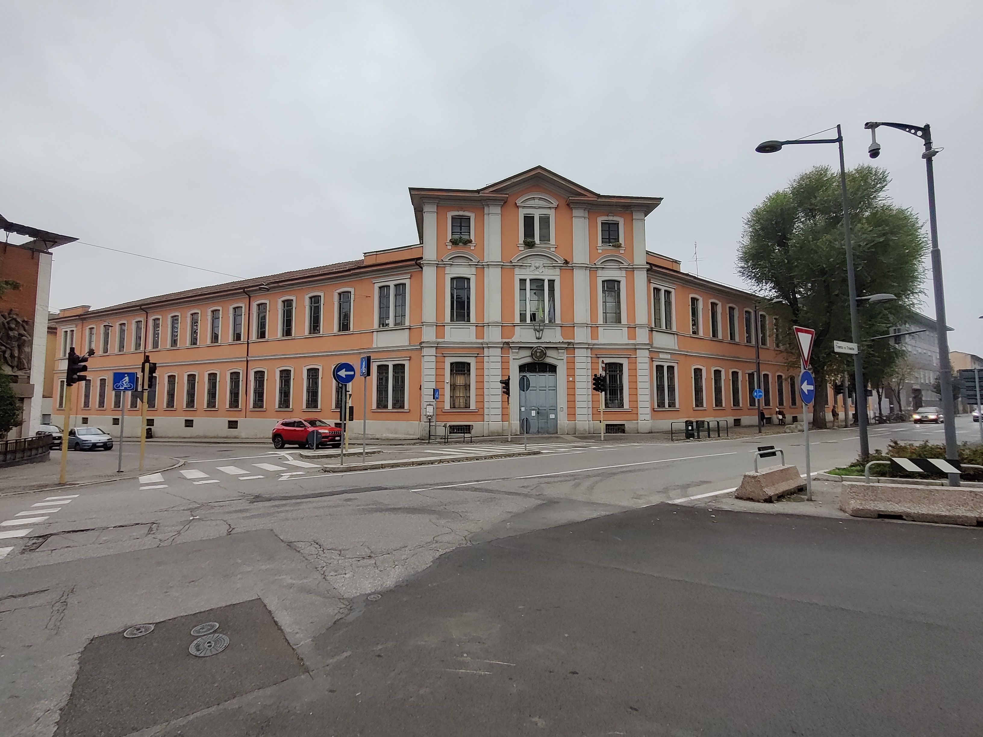 [Scuola primaria di Viale Trento e Trieste, n.7]