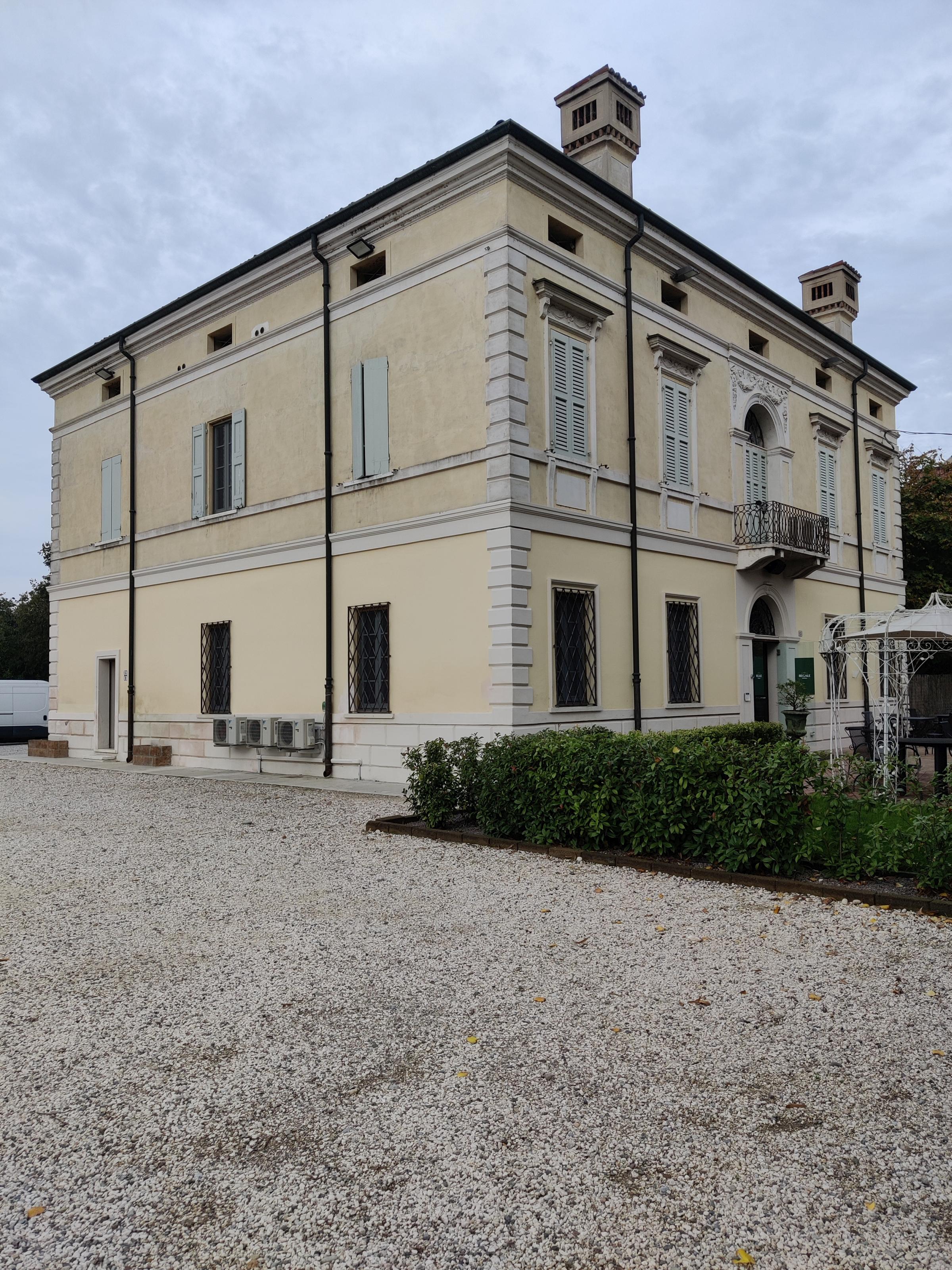 [Villa in via Pilla, 13]