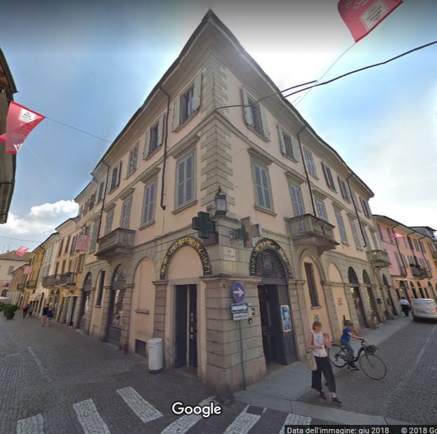 casa in piazza Marconi e via XX Settembre