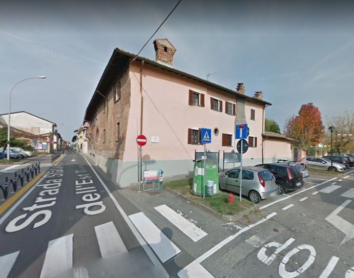casa , romanica