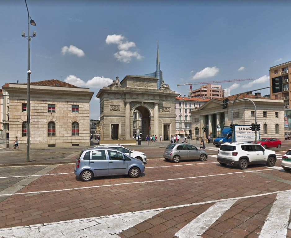 Arco di porta Garibaldi e caselli