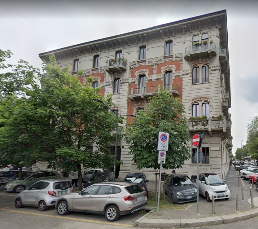 Casa Fiori, facciate di casa