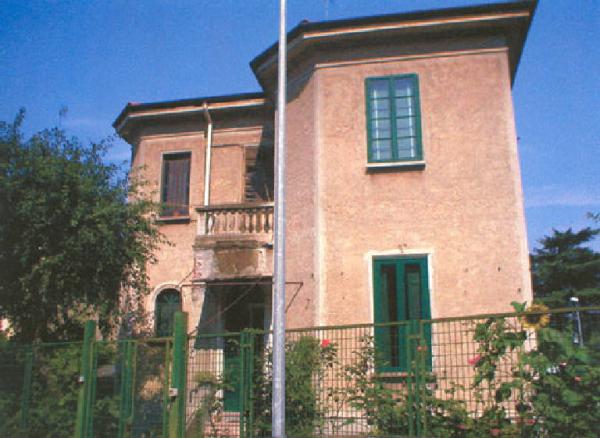 Immobile in via Quinto Cenni, 6
