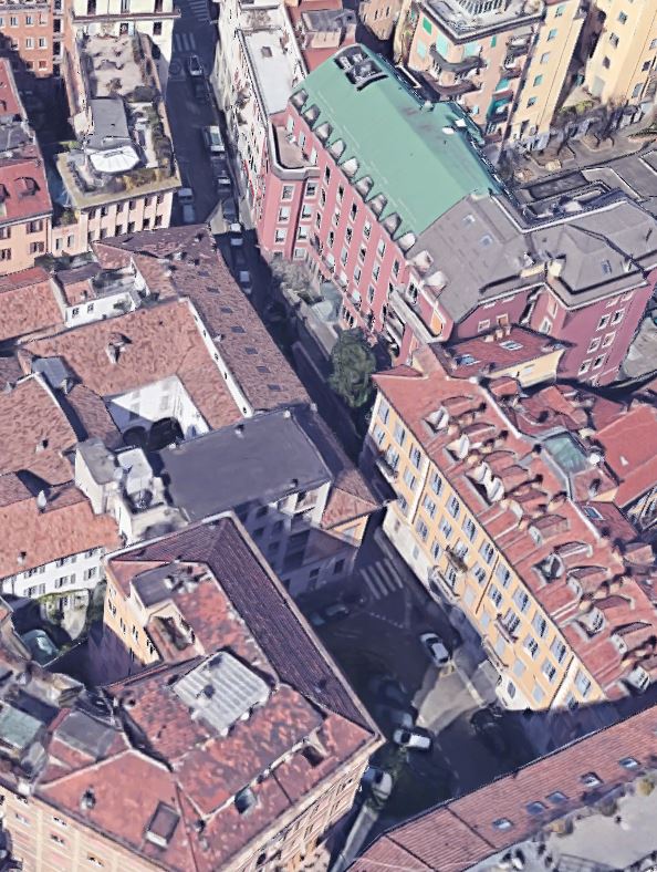 Piazza e via Santa Maria Valle