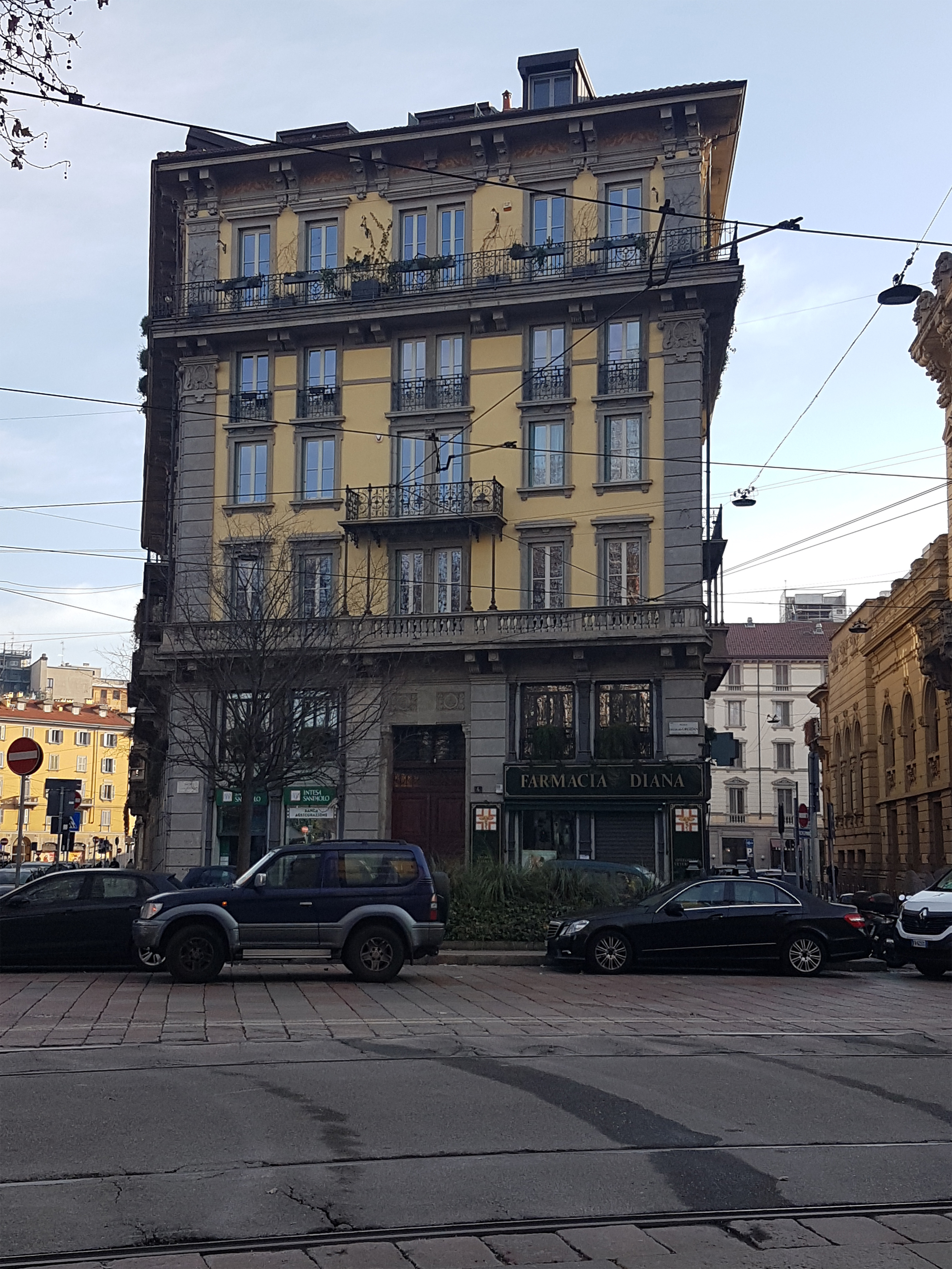 Stabile di piazza Oberdan N. 4