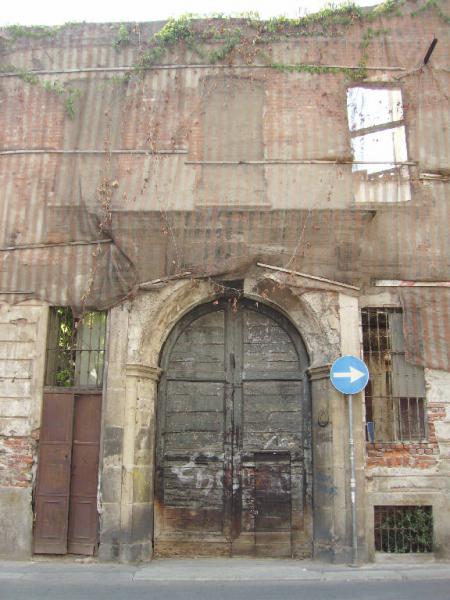 [Casa in via Lupetta, 8 , 10]