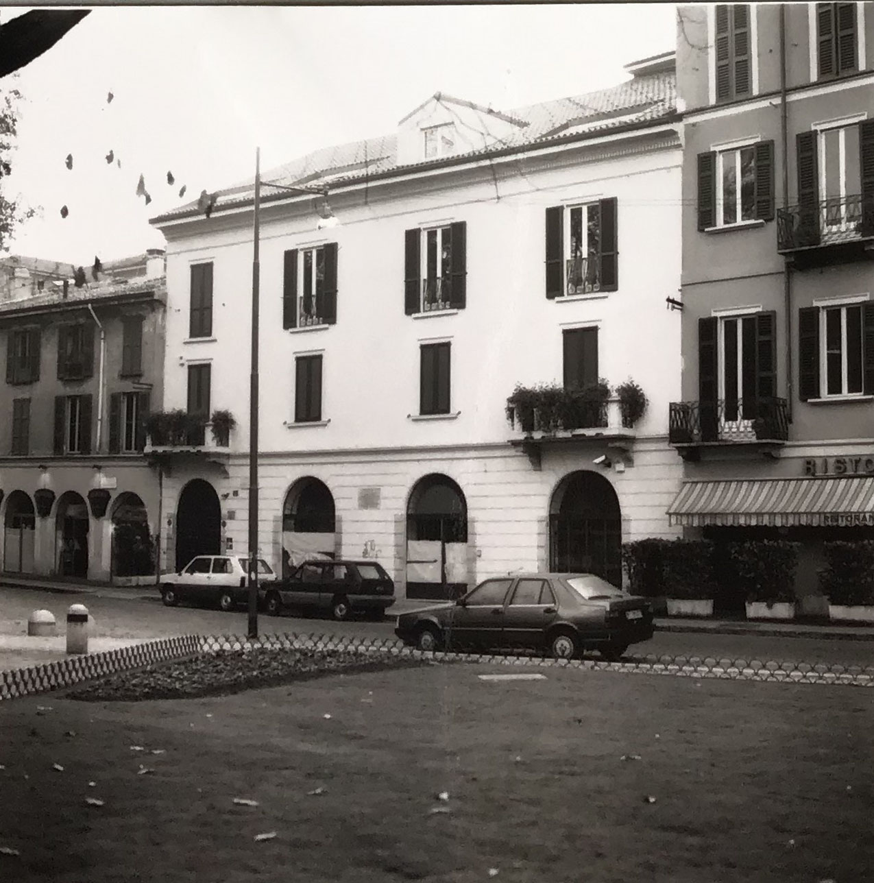 [Palazzo in Piazza S.Eustorgio,8]