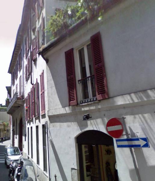 [Palazzo in via S.Marta, 8, 10]