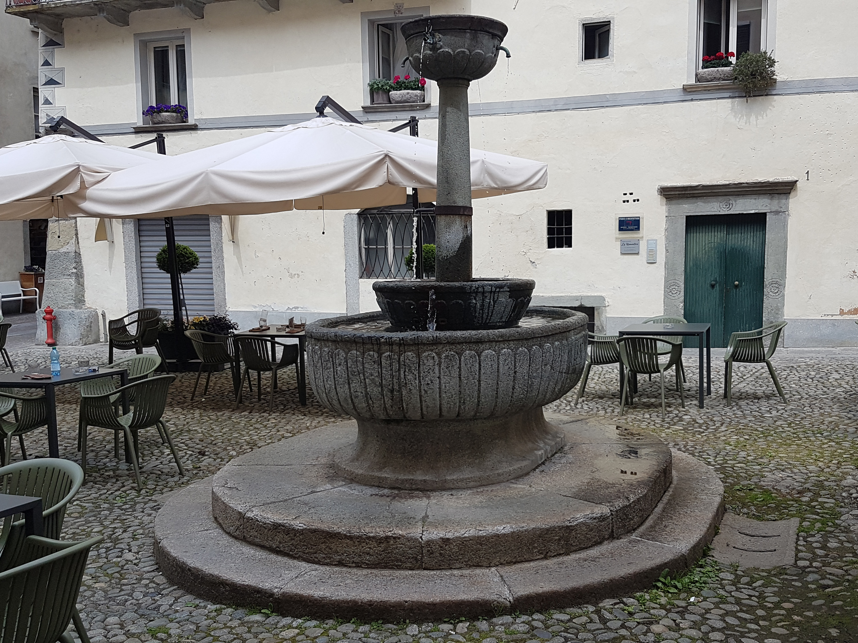 Fontana di piazza Crollalanza