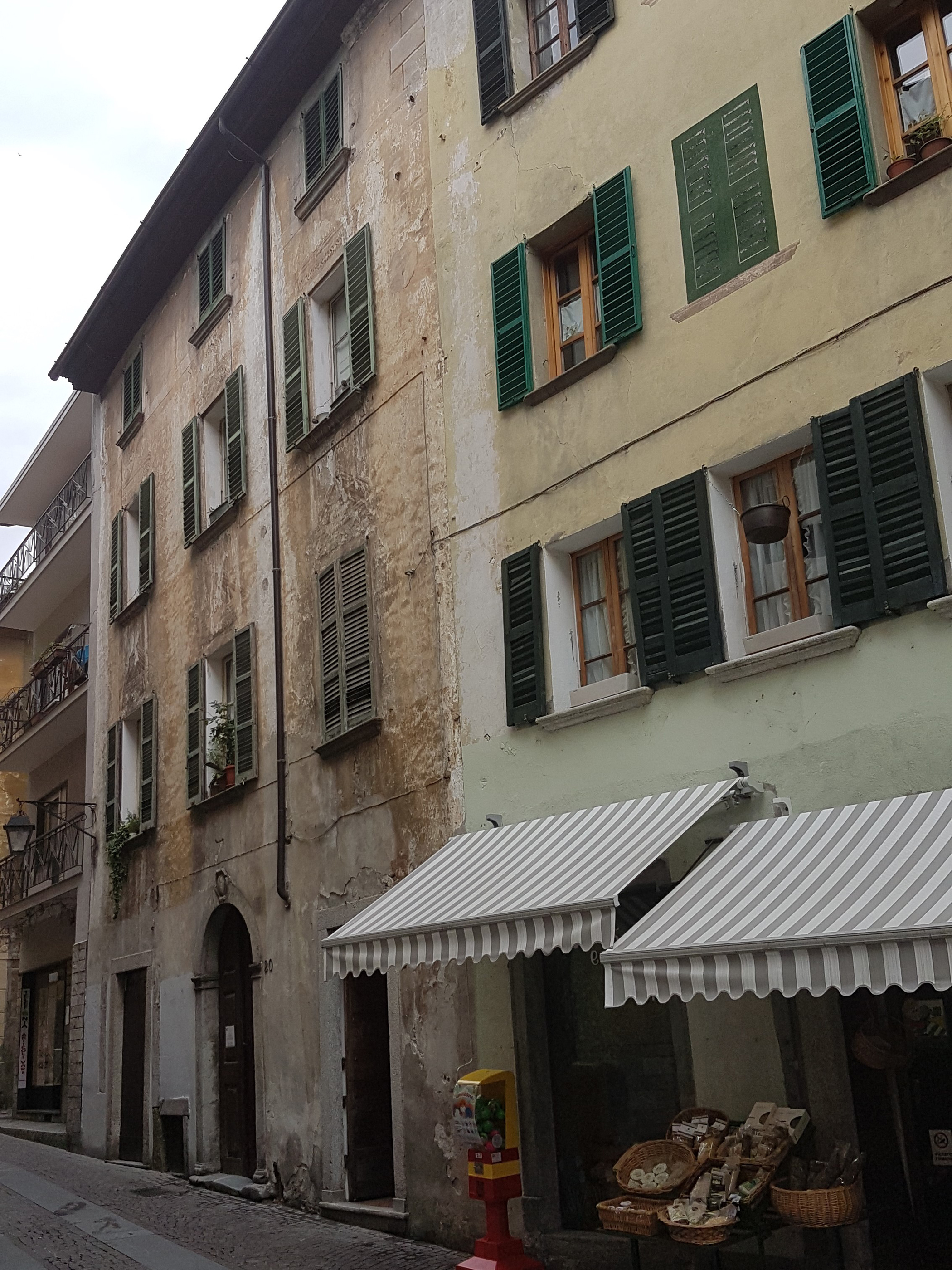 [Casa in via P. Bossi, 20]