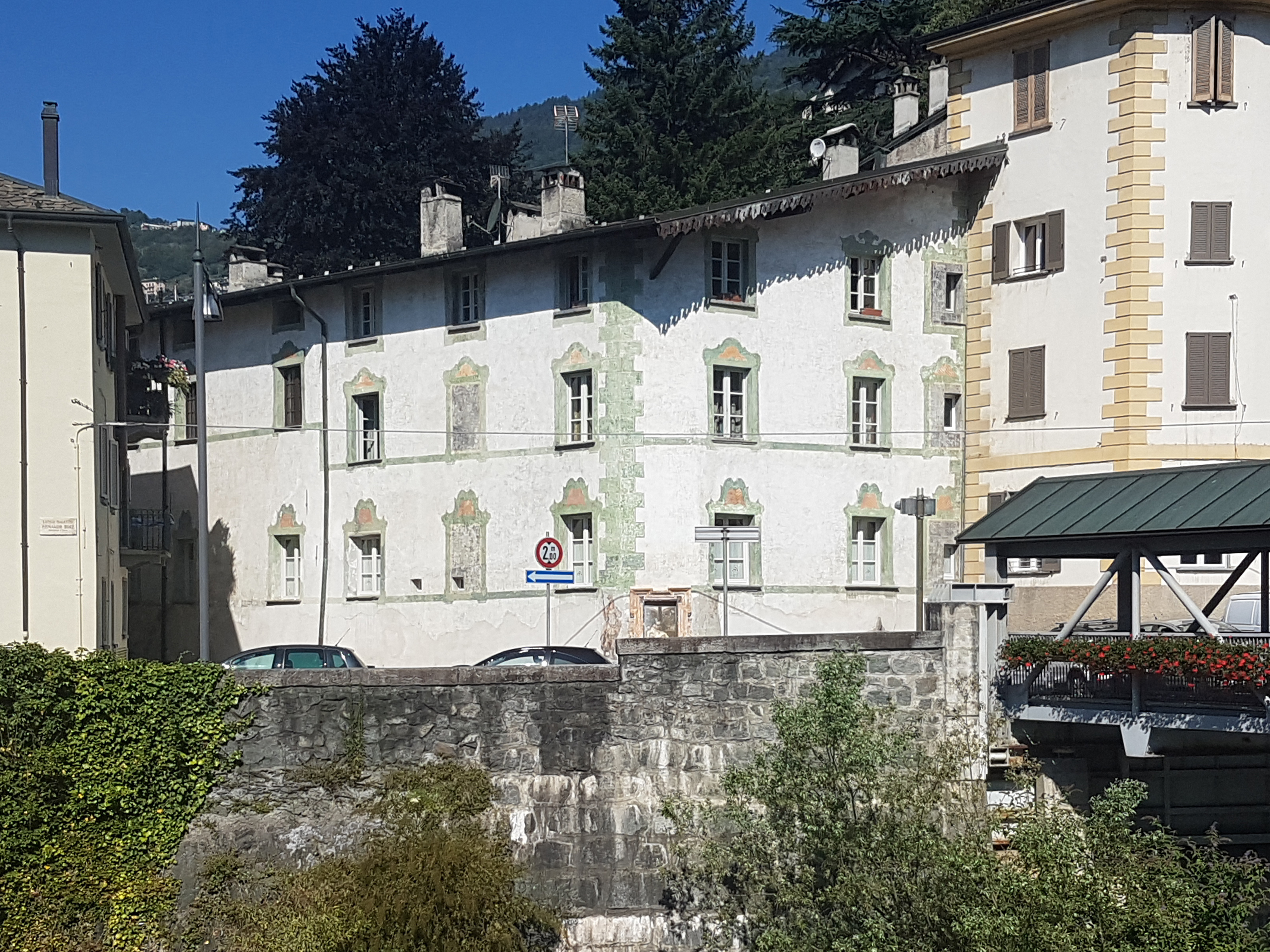 Casa di via Romegialli/ lungo Mallero Diaz, 10