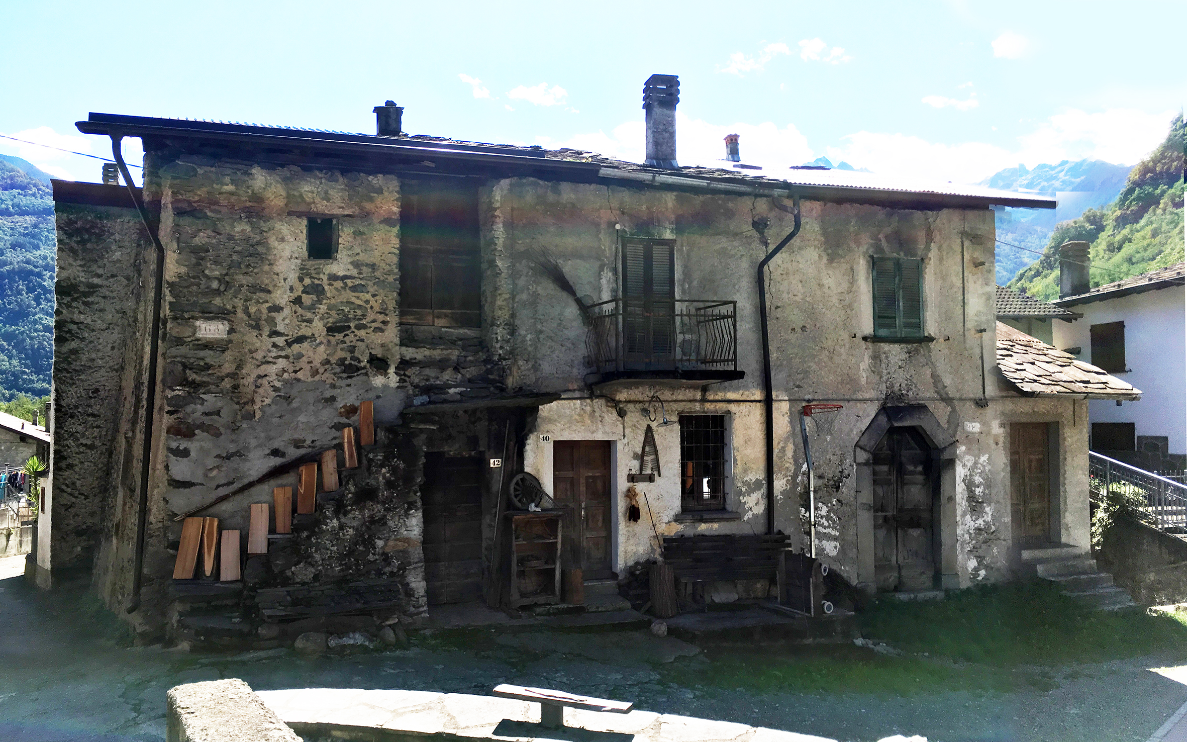 [Casa di abitazione nella corte aperta a Nord del nucleo di Boalzo]