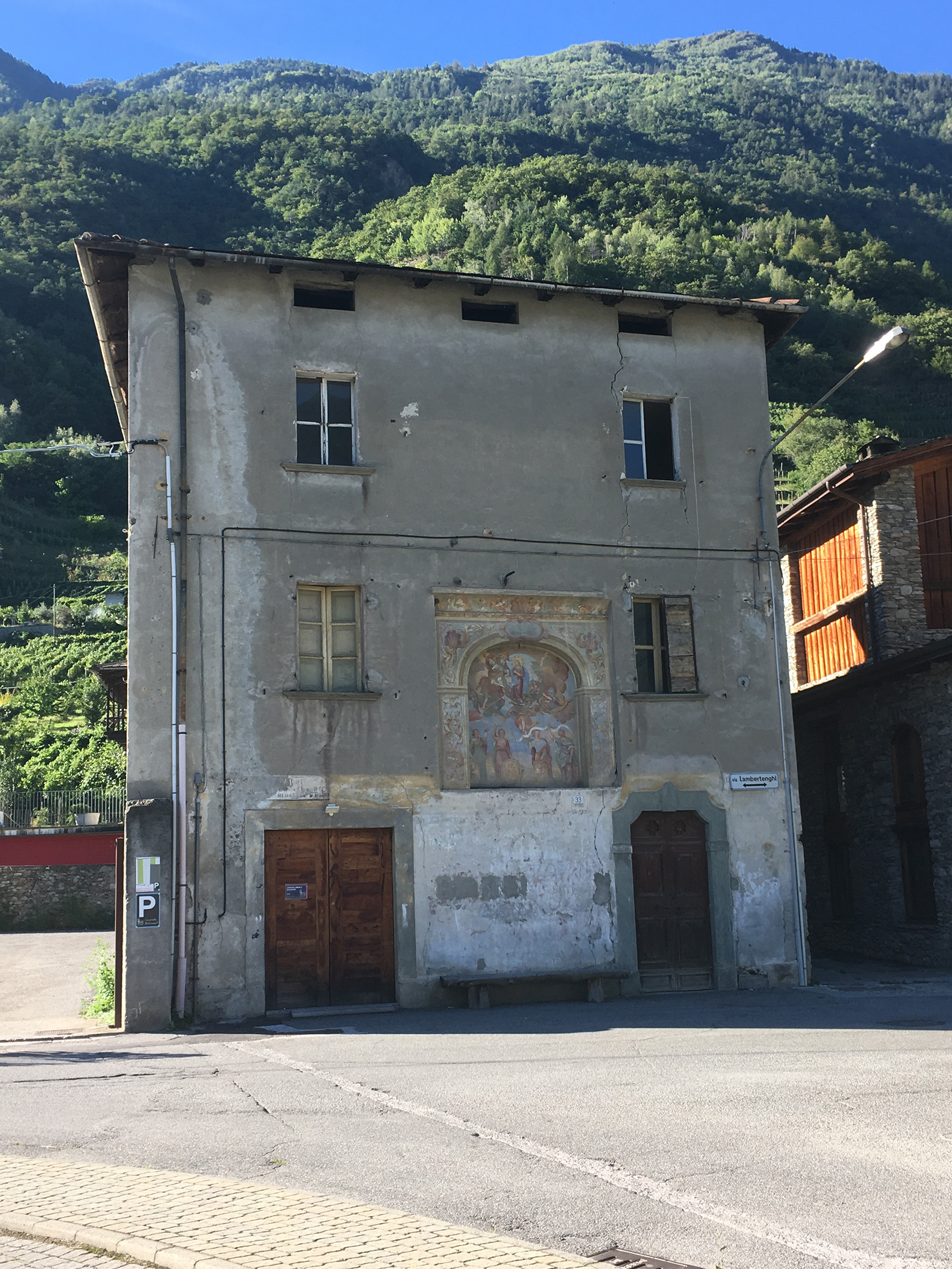 [Casa d'abitazione in Via Lambertenghi, 33]
