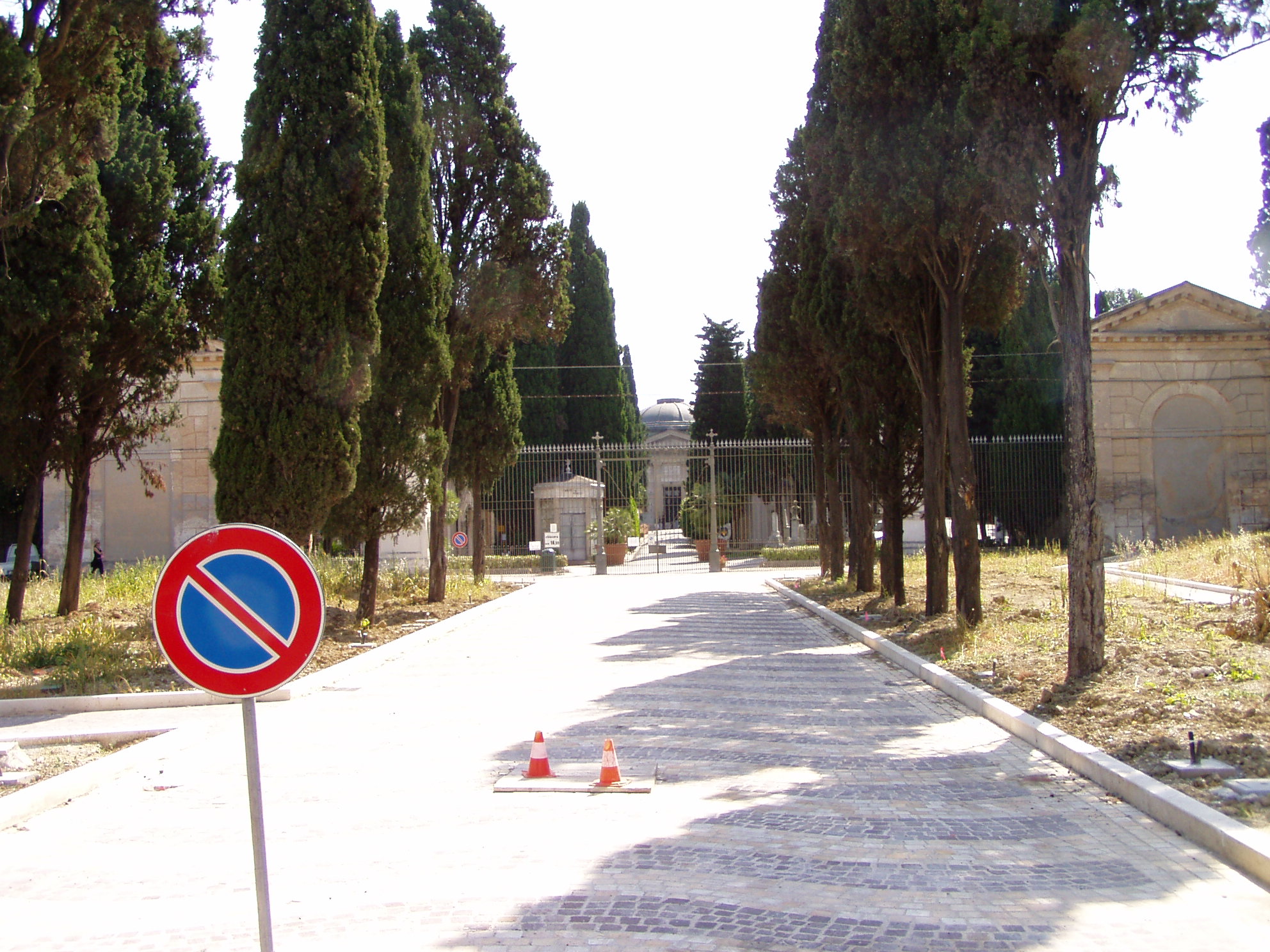 Cimitero delle Tavernelle