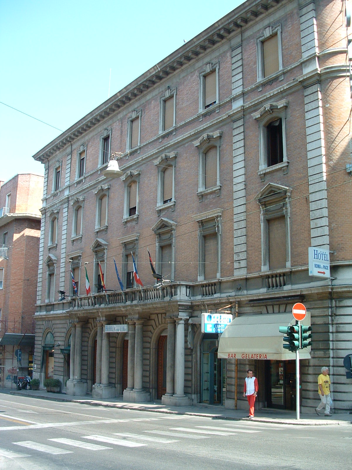 Hotel Roma e Pace