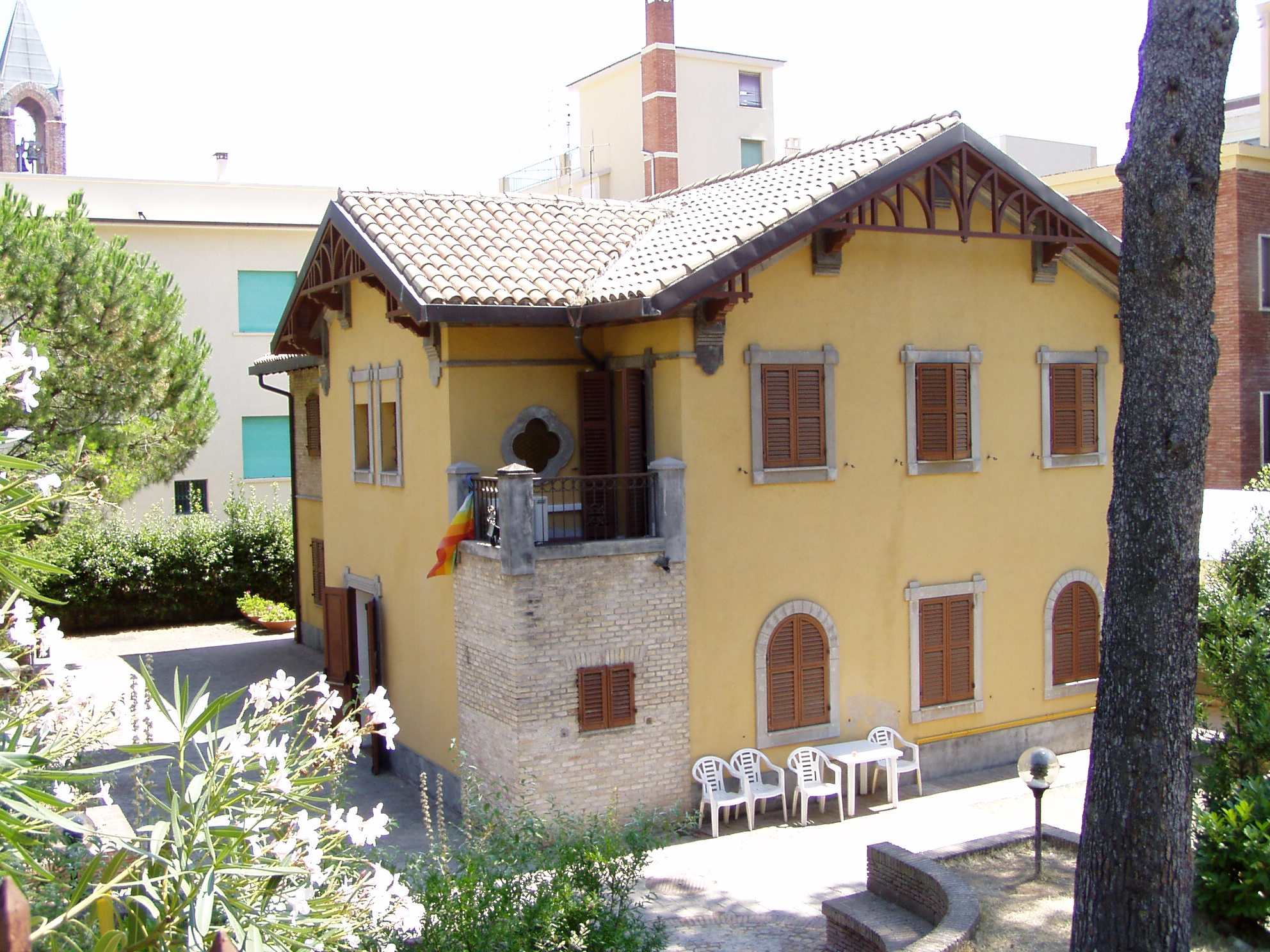 Villino `Centro Civico I° Circoscrizione`
