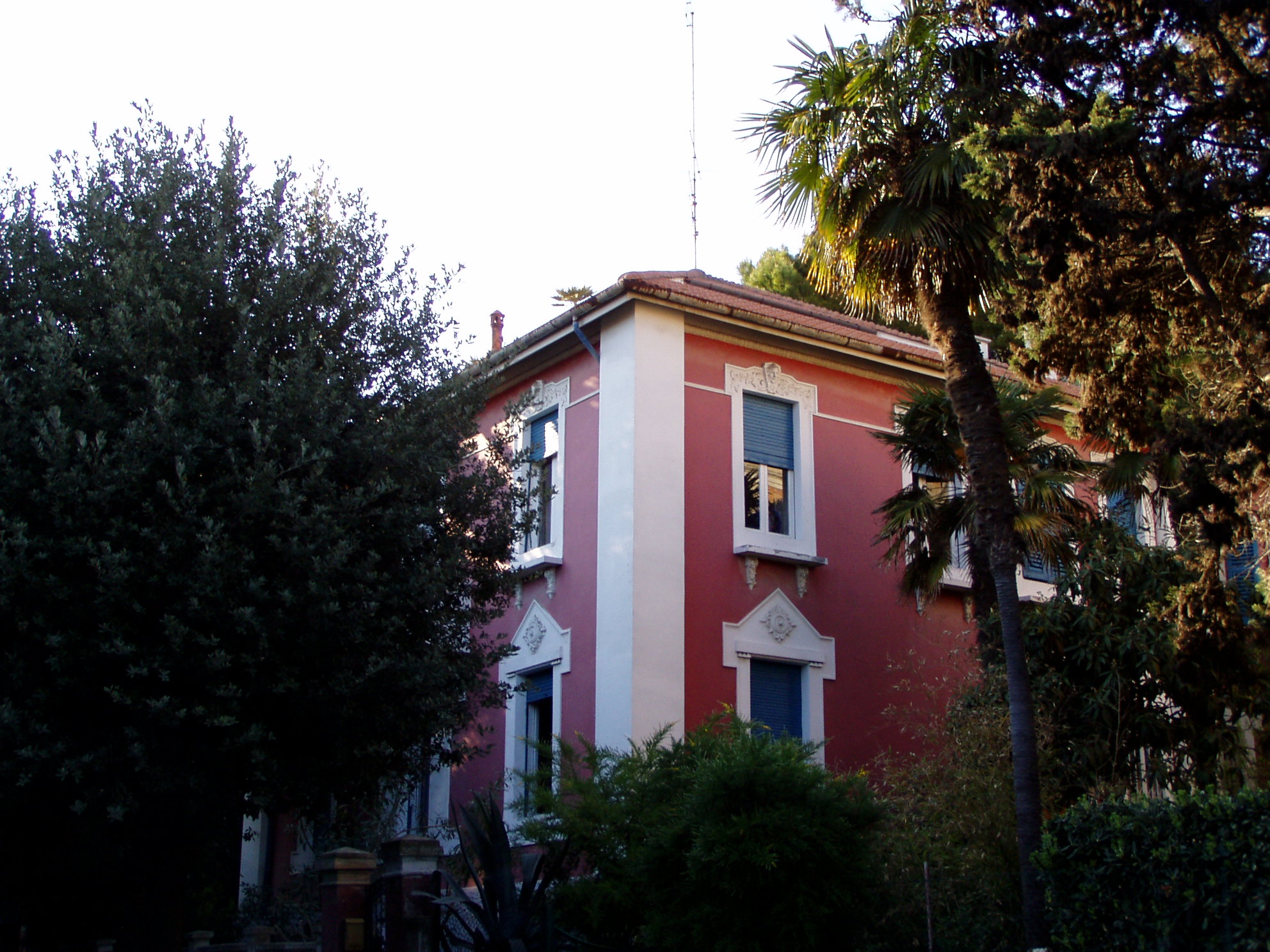 Villino in stile eclettico