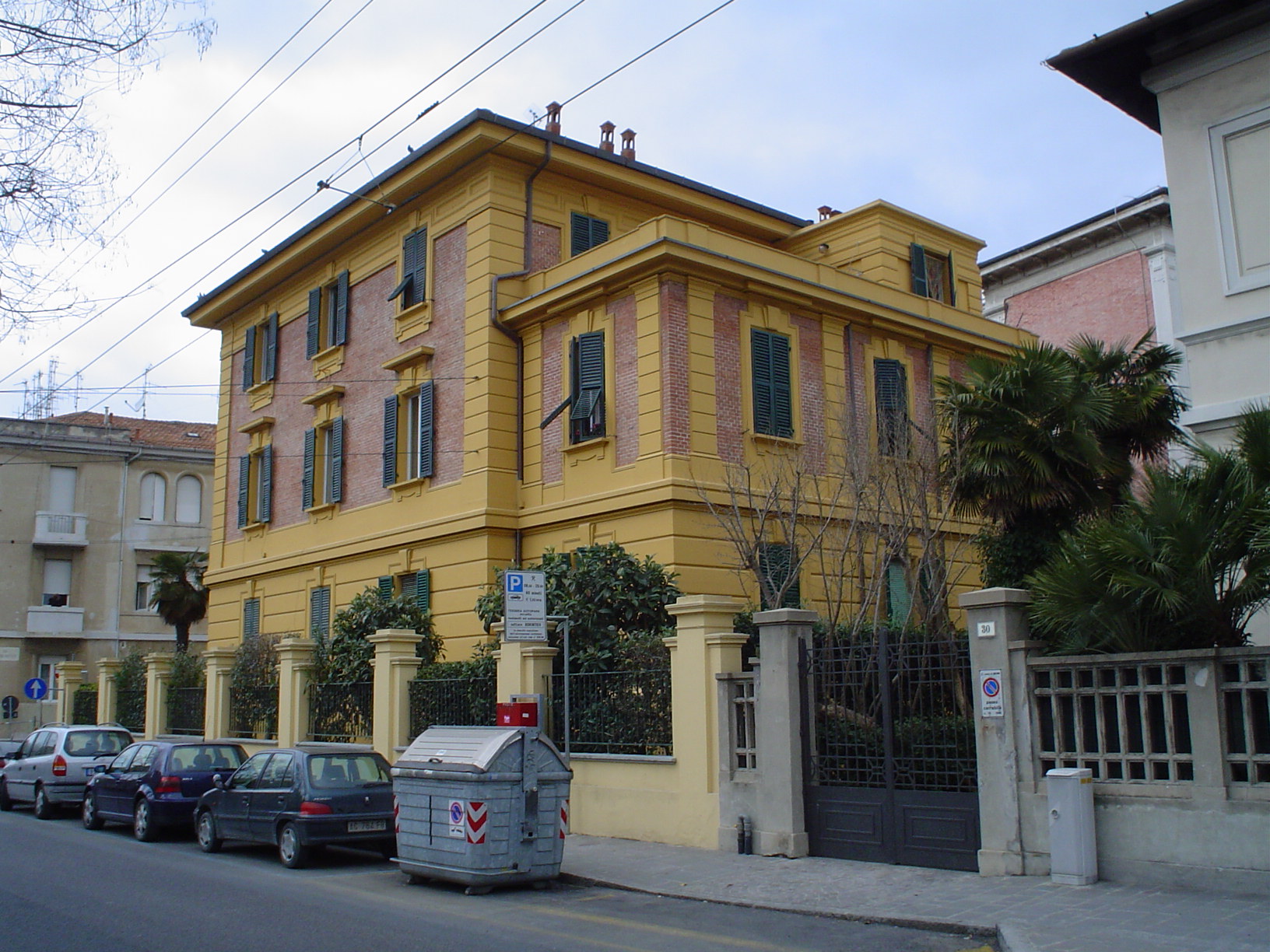 Villino in stile neoclassico