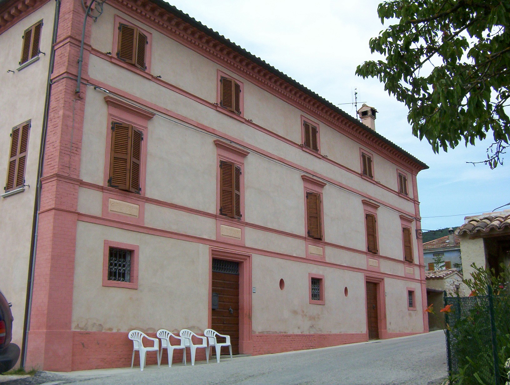 Casa Crocioni