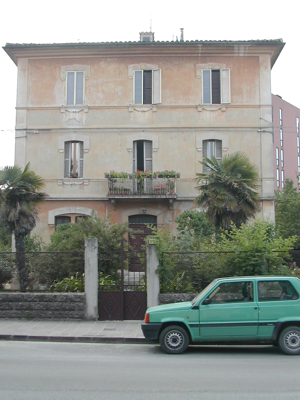 Casa plurifamiliare