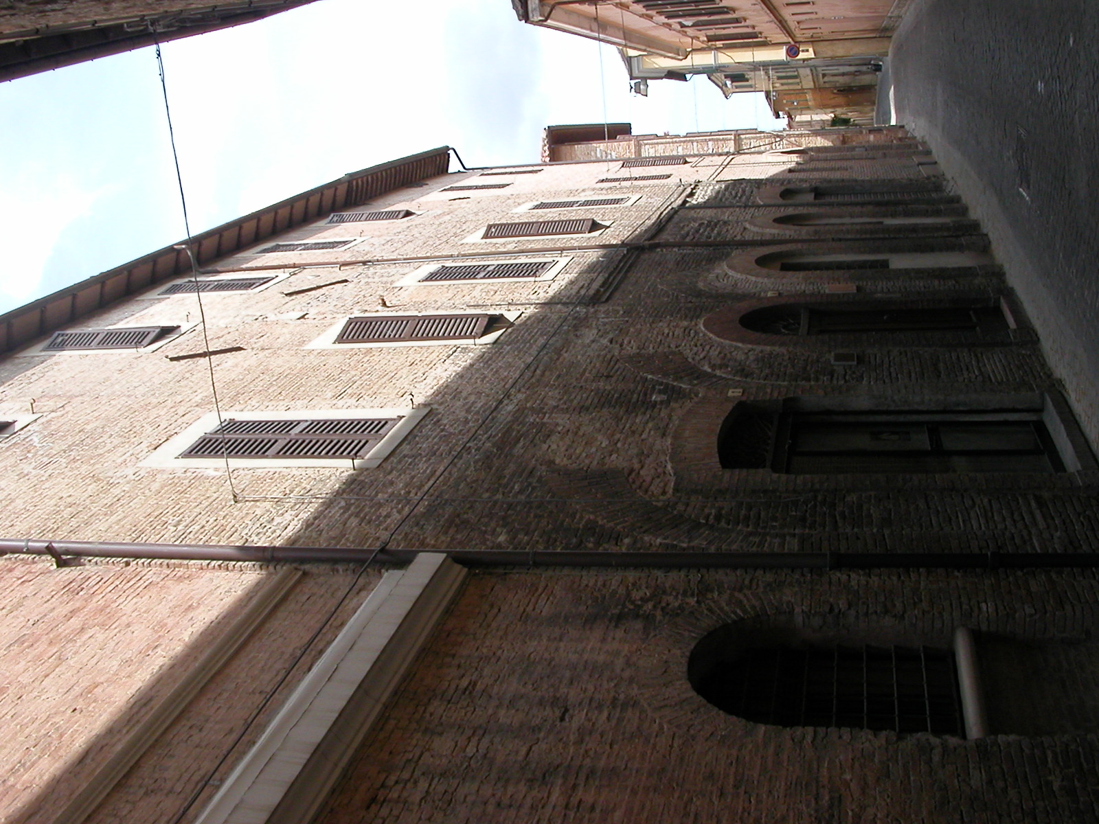 Casa quattrocentesca in Via Saffi, 2