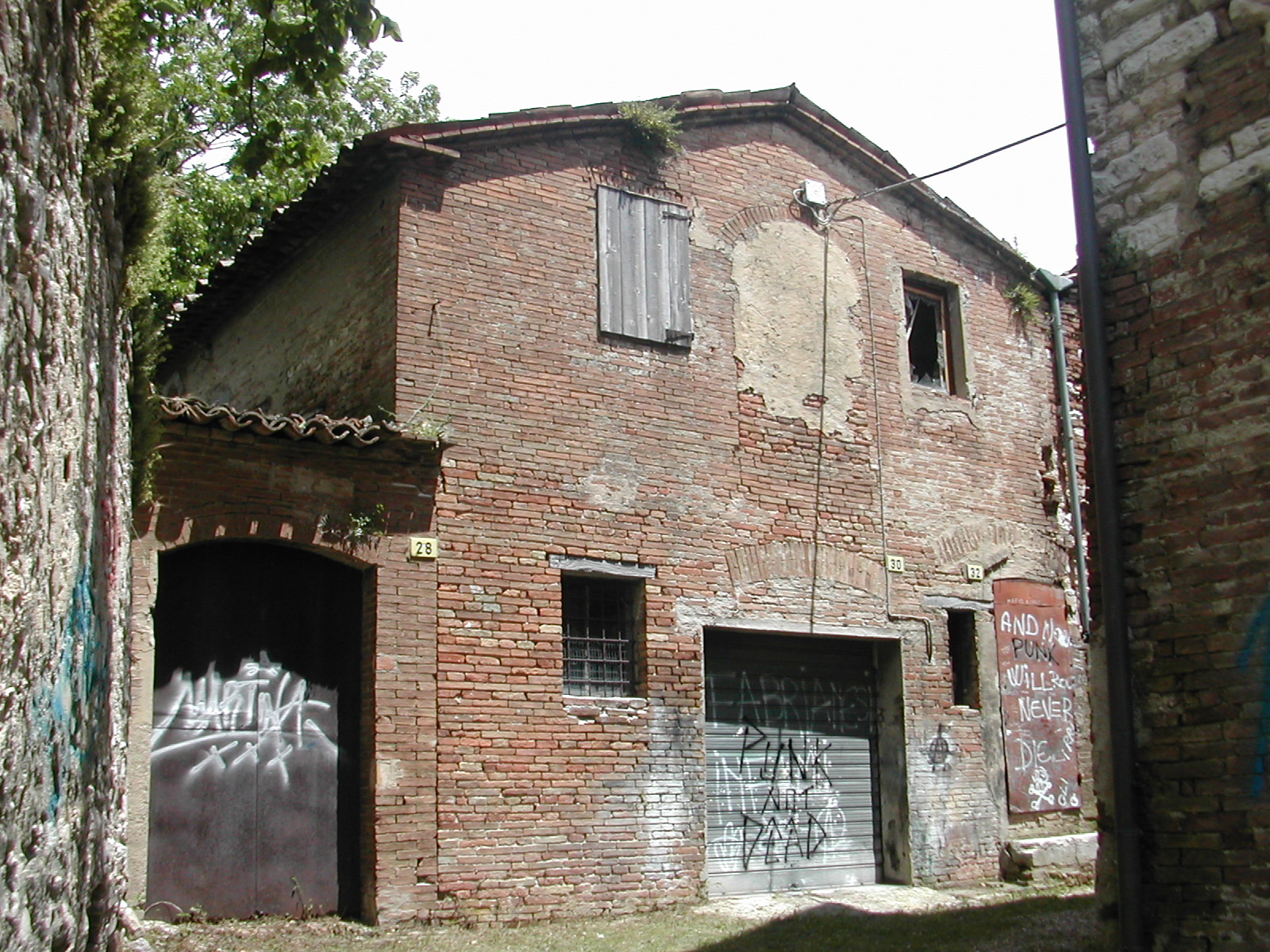 Magazzino in Via S. Caterina, 28