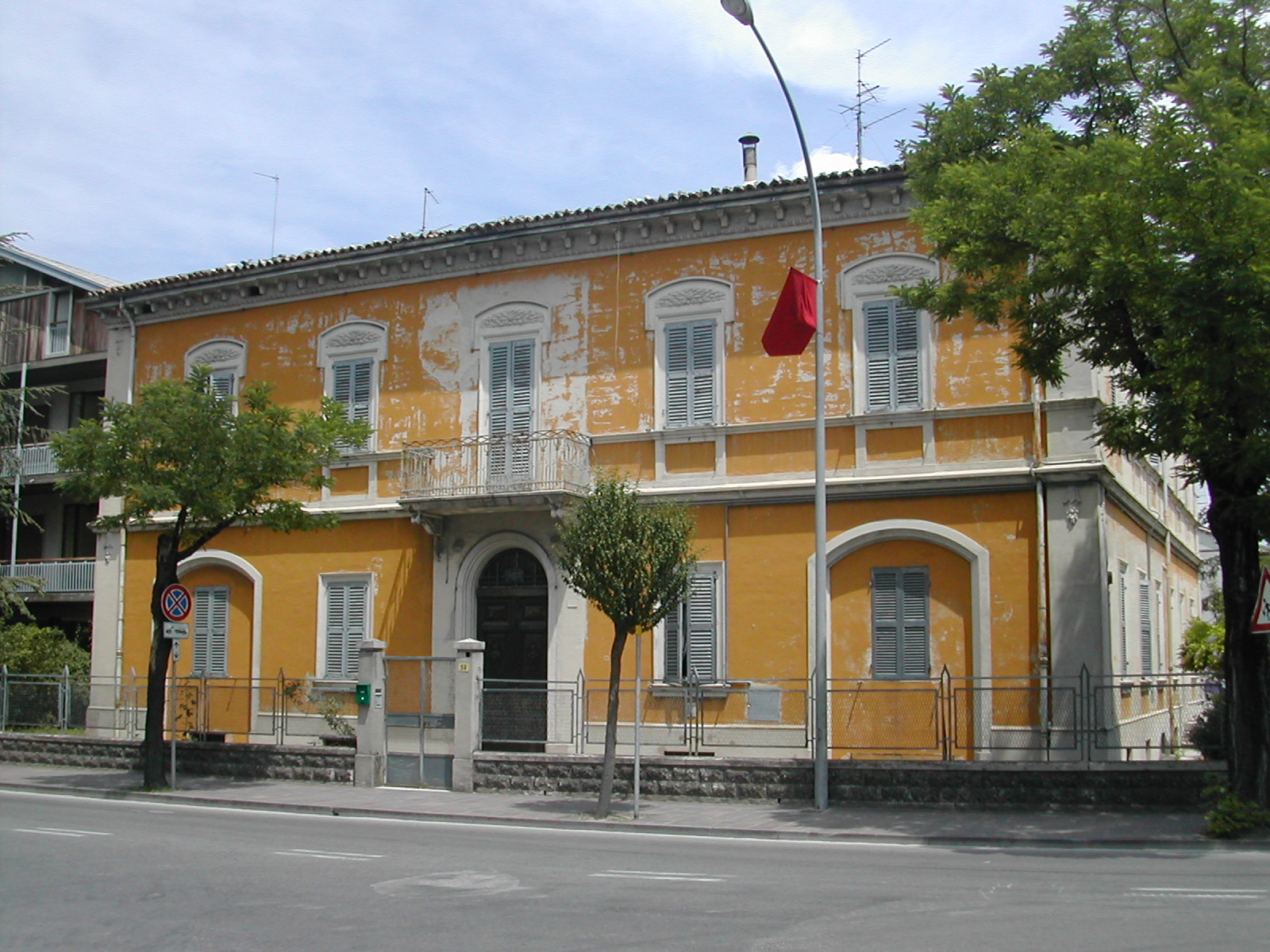 Palazzetto di appartamenti