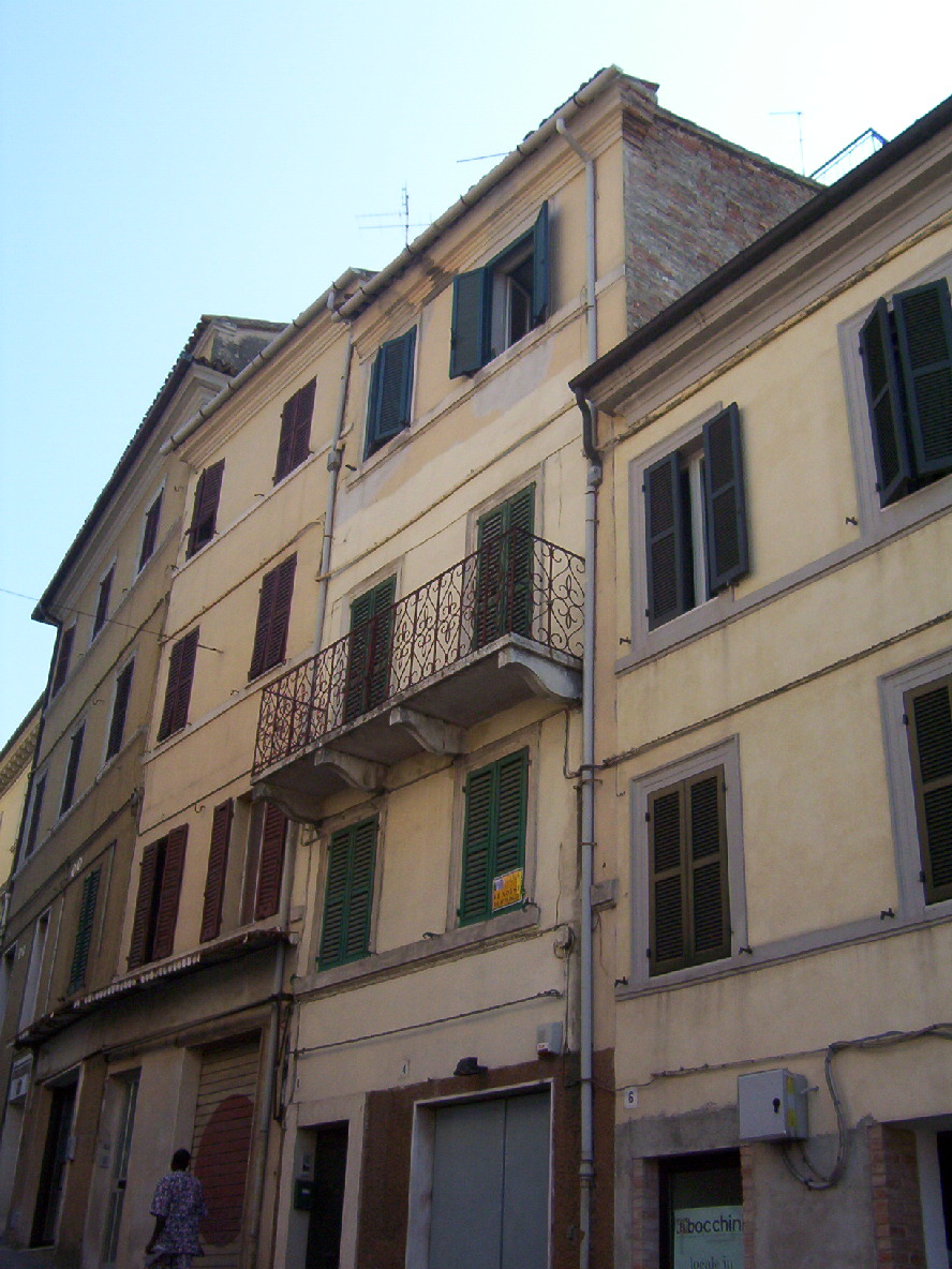 Casa a schiera