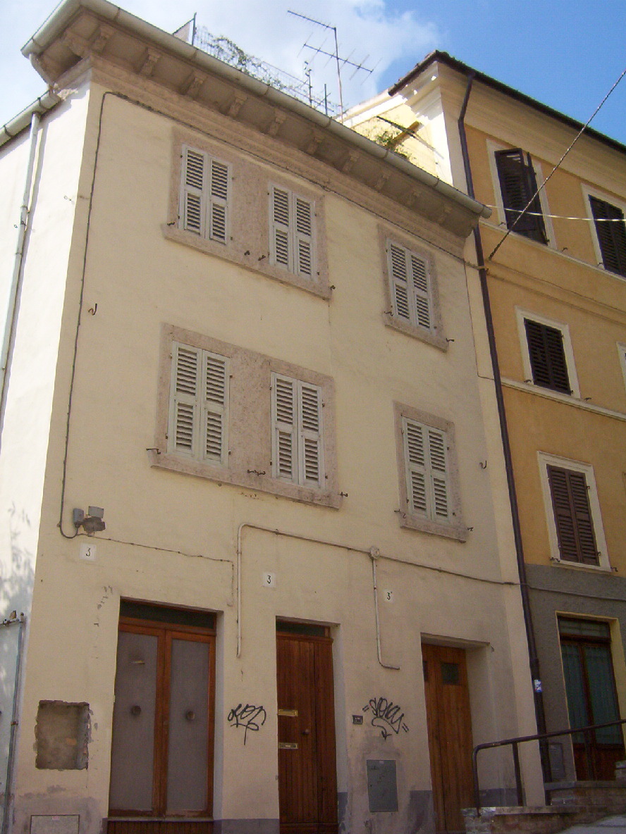 Casa a schiera
