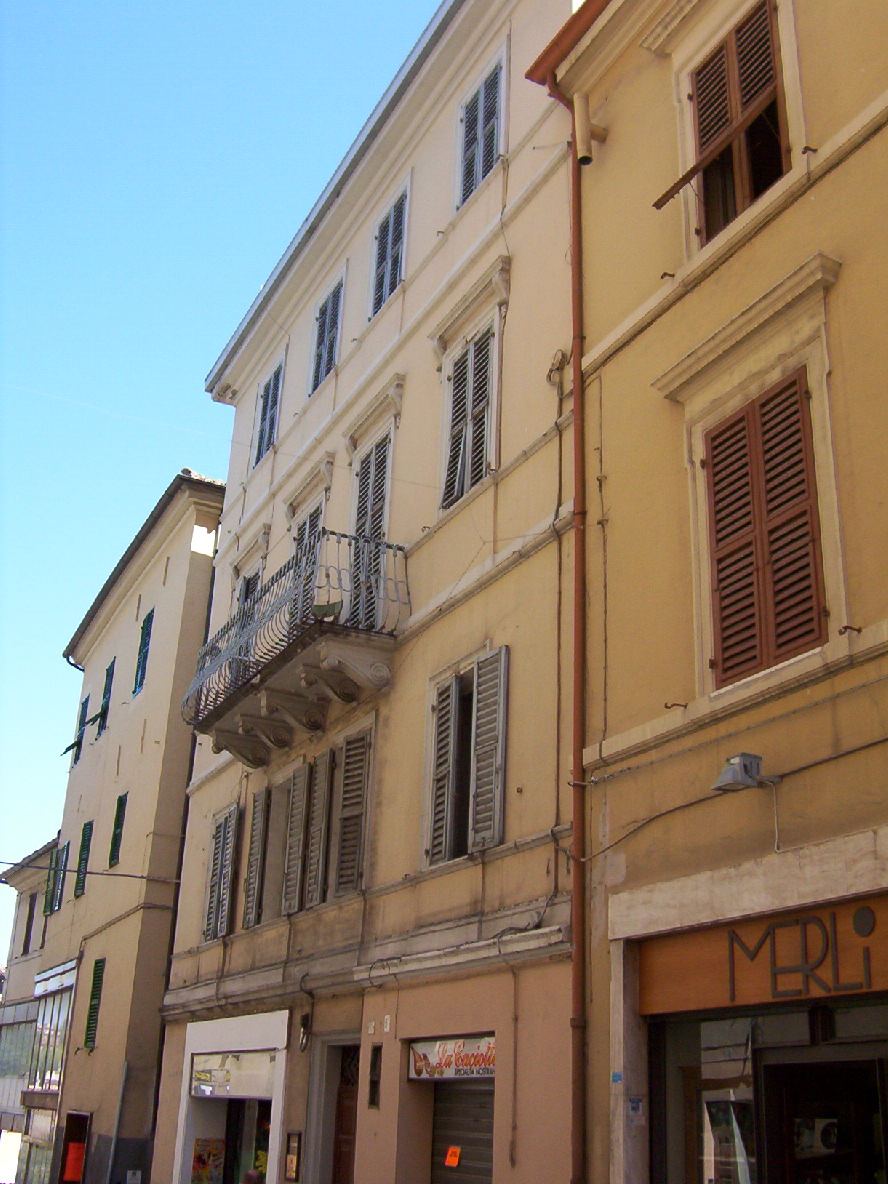 Casa in linea
